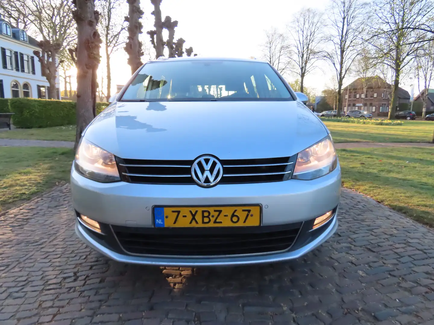 Volkswagen Sharan 1.4 TSI Highline 7Pers.Ecc Cruisecontrol Leer/Alca Grijs - 2
