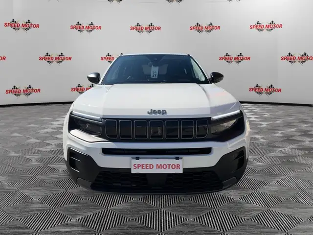 Jeep Avenger view 2