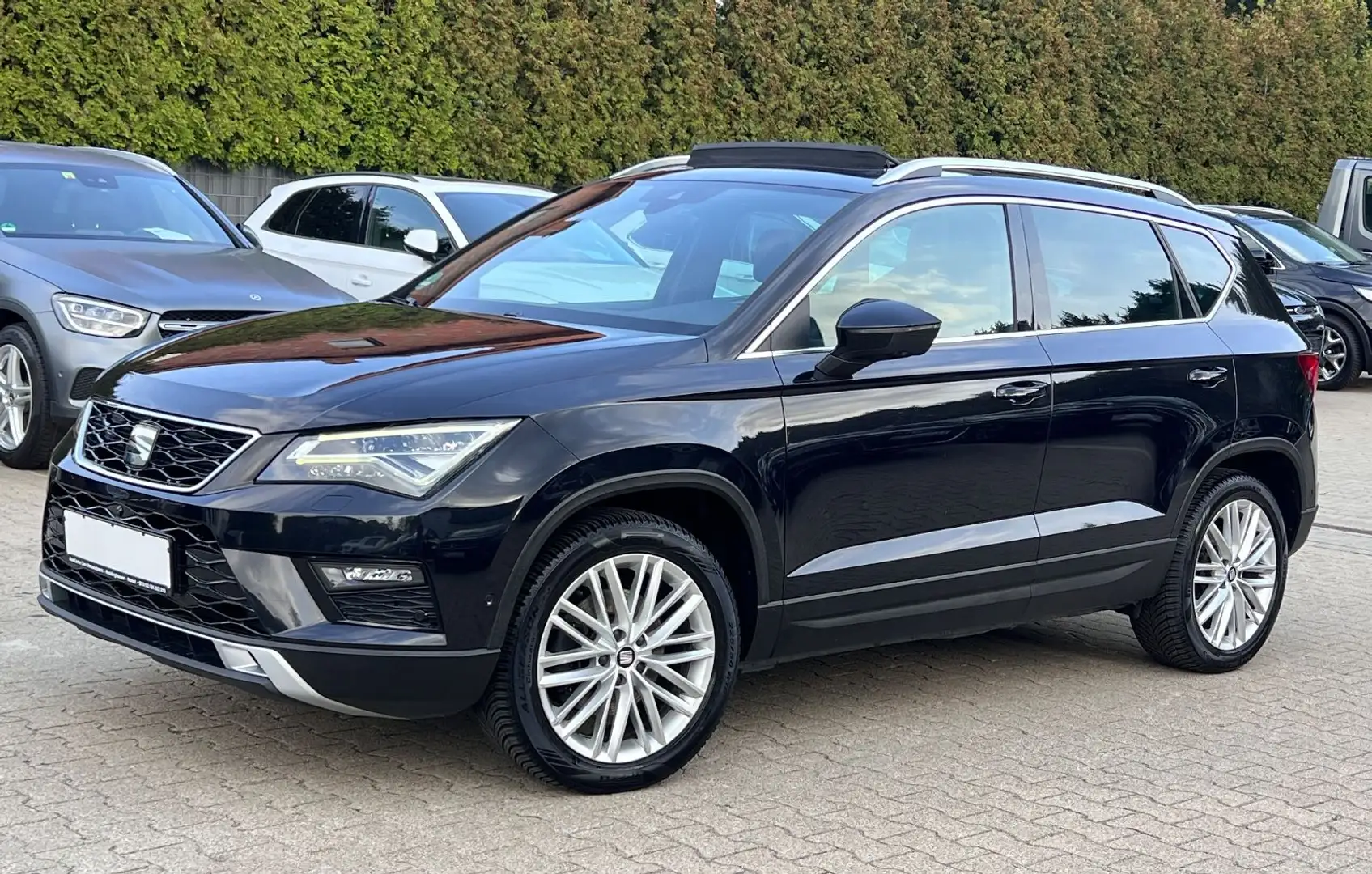 SEAT Ateca 2.0TDI DSG Xcellence 4Drive-PANODACH-LEDER Noir - 2