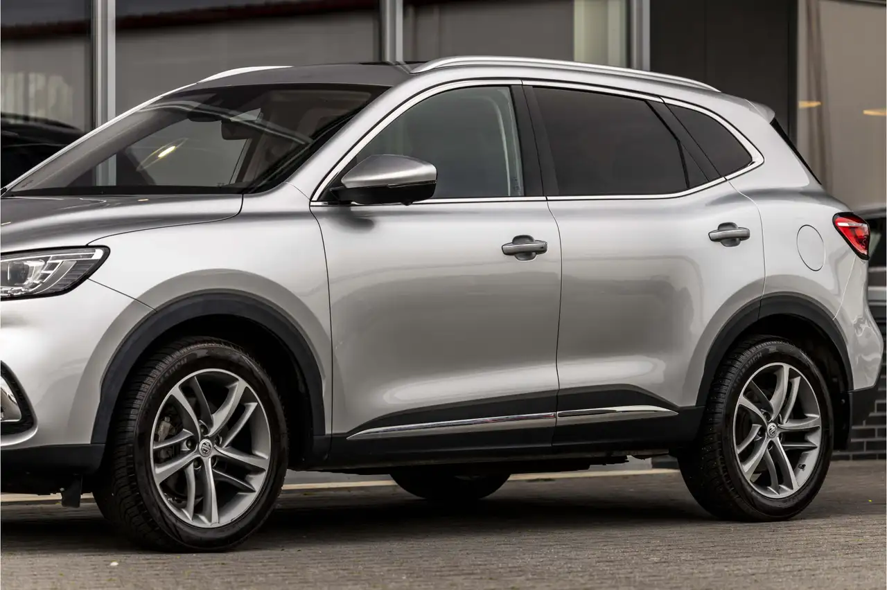 MG EHS 1.5 TGDI Luxury | Pano | SOH 91% | 360° Camera 17