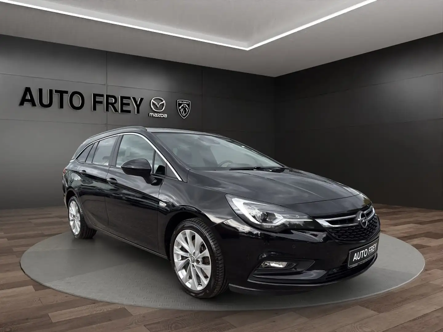 Opel Astra 160PS Sports Touer Business AHK+ACAA+KAMERA+KLIMA+ Černá - 1