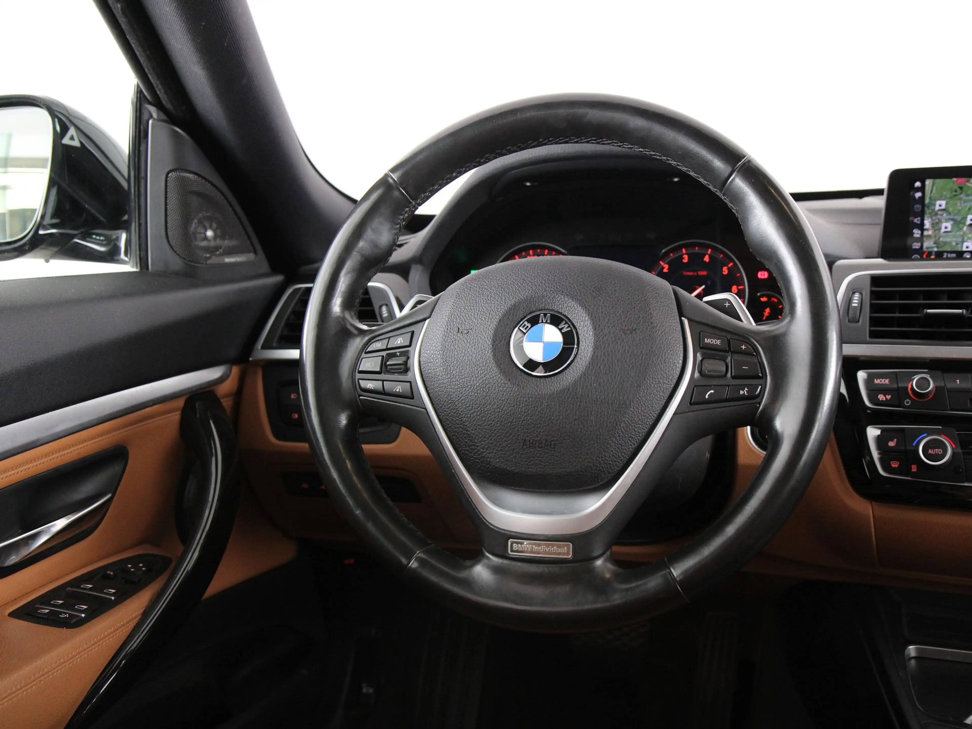BMW 330 3 Serie Gran Turismo 330i xDrive Luxury Line Premi — photo 2