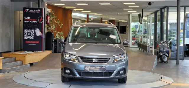 Seat Alhambra view 2