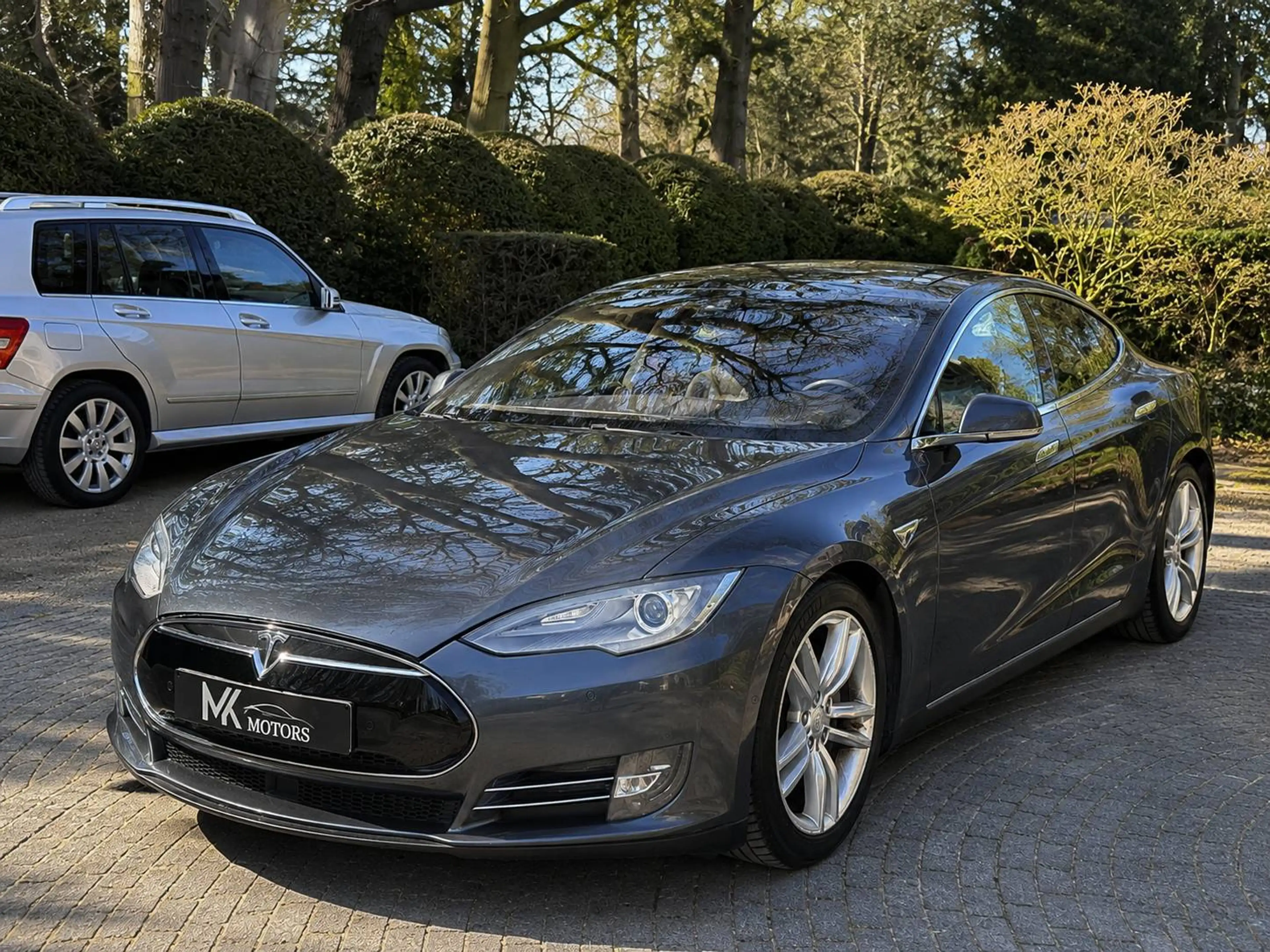 Tesla Model S 85D Dual Motor | Autopilot | Pano | Air Suspension | Premium — photo 4