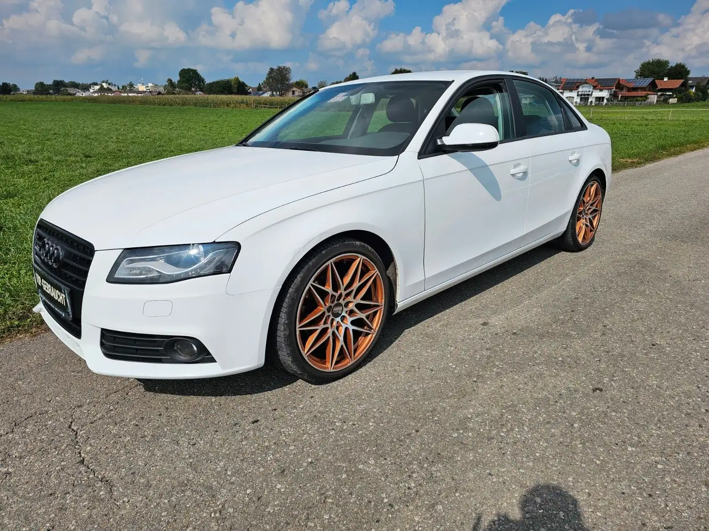 Audi A4 Lim. Ambition quattro 4x4 PDC S Line Blanc - 1