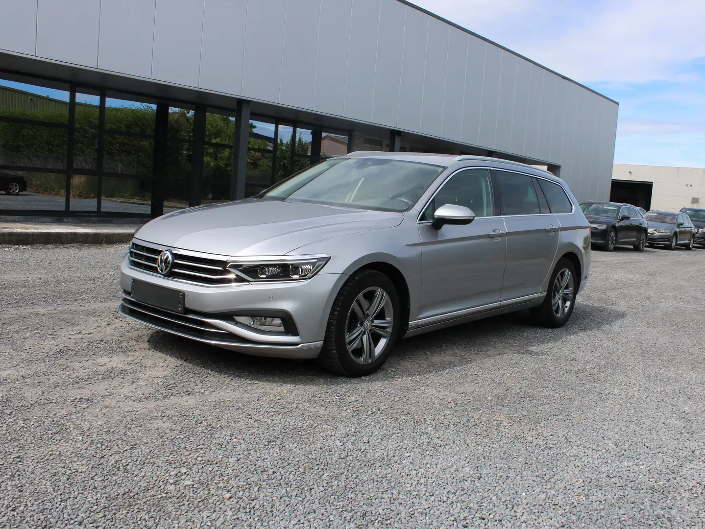 Volkswagen Passat Variant Passat Variant 2.0 TDI DSG TREKHAAK CAMERA APPS Gris - 1