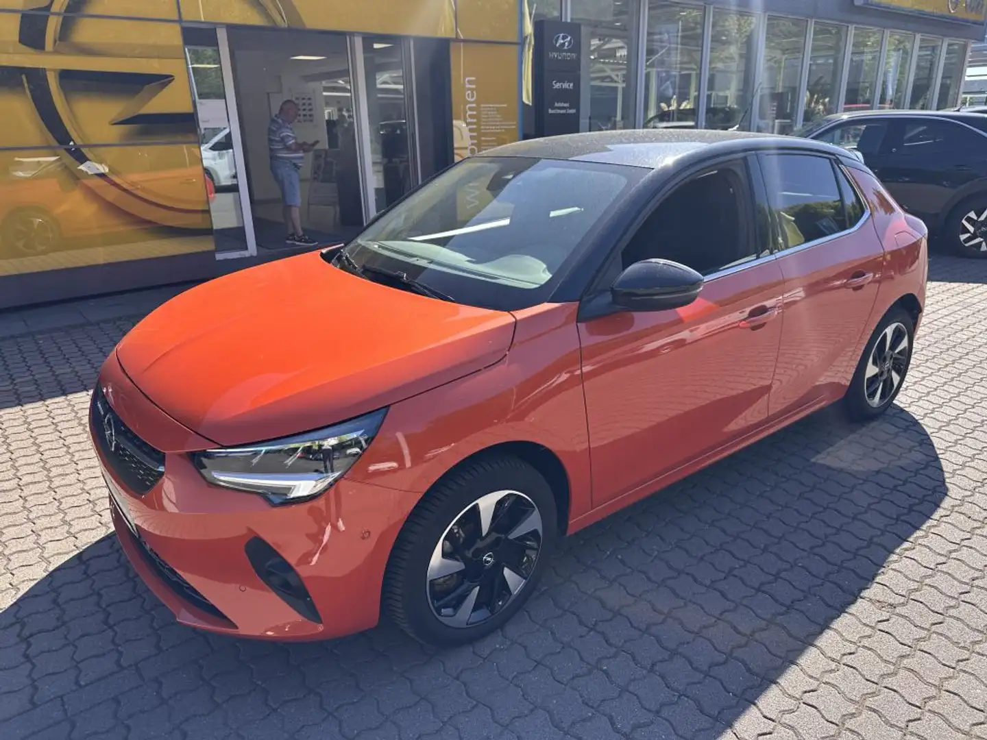 Opel Corsa-e Elegance +RFK+SOH 94%+Sitzheizung+ Orange - 1