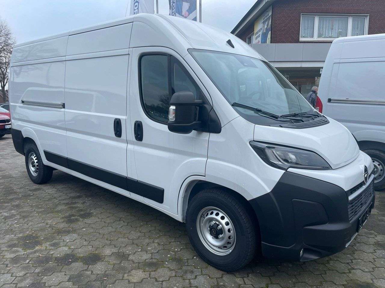Opel Movano