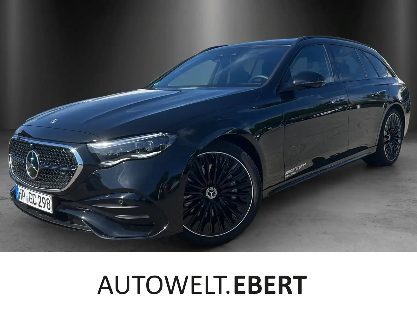 Mercedes-Benz E 220 d T AMG Pano BURME4D Distro NIGHT KeyGo 20" Schwarz - 1