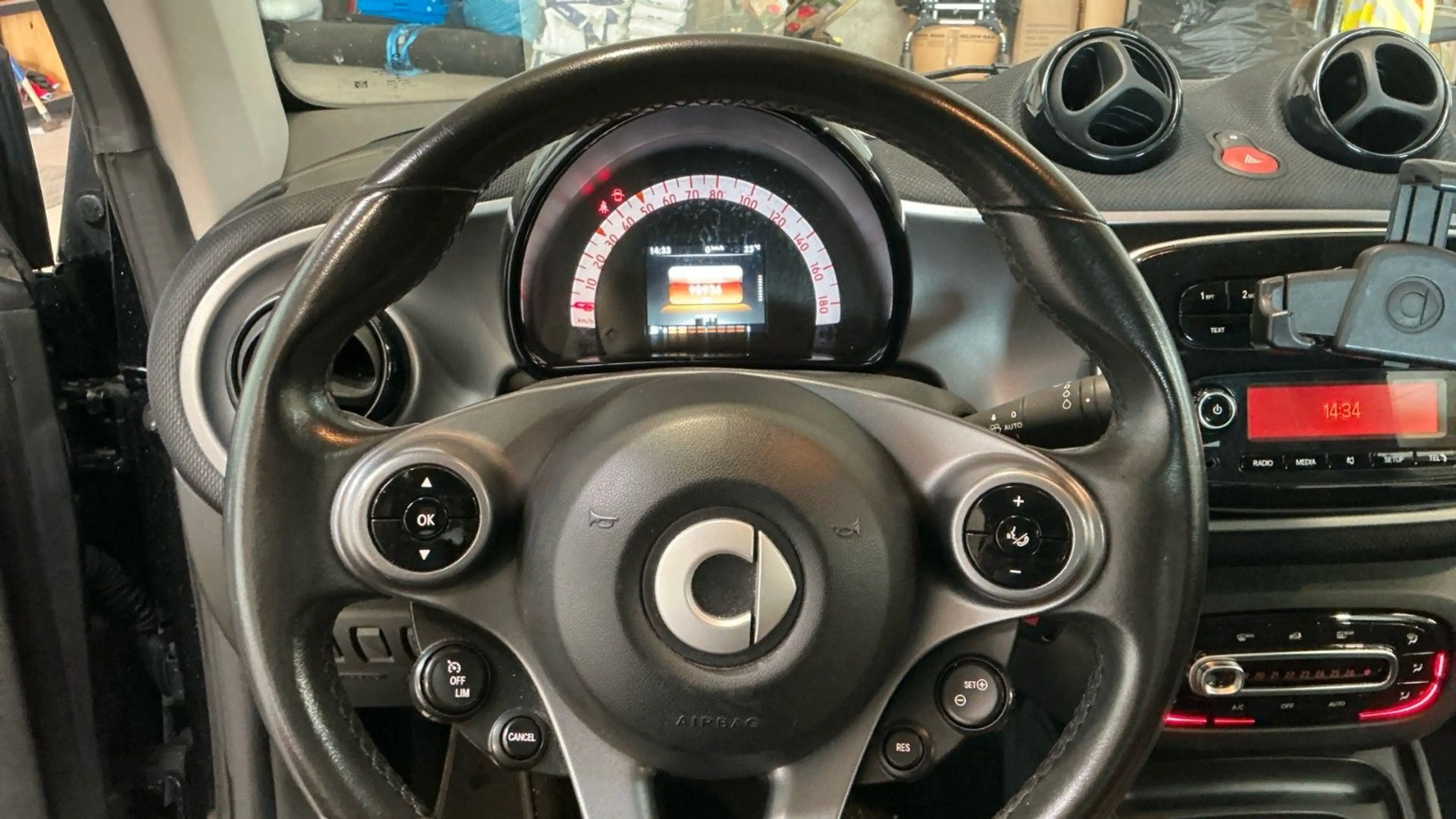 smart forTwo Cabrio *COOL&AUDIO-PAKET|LED|PARKTRONIC* — photo 9