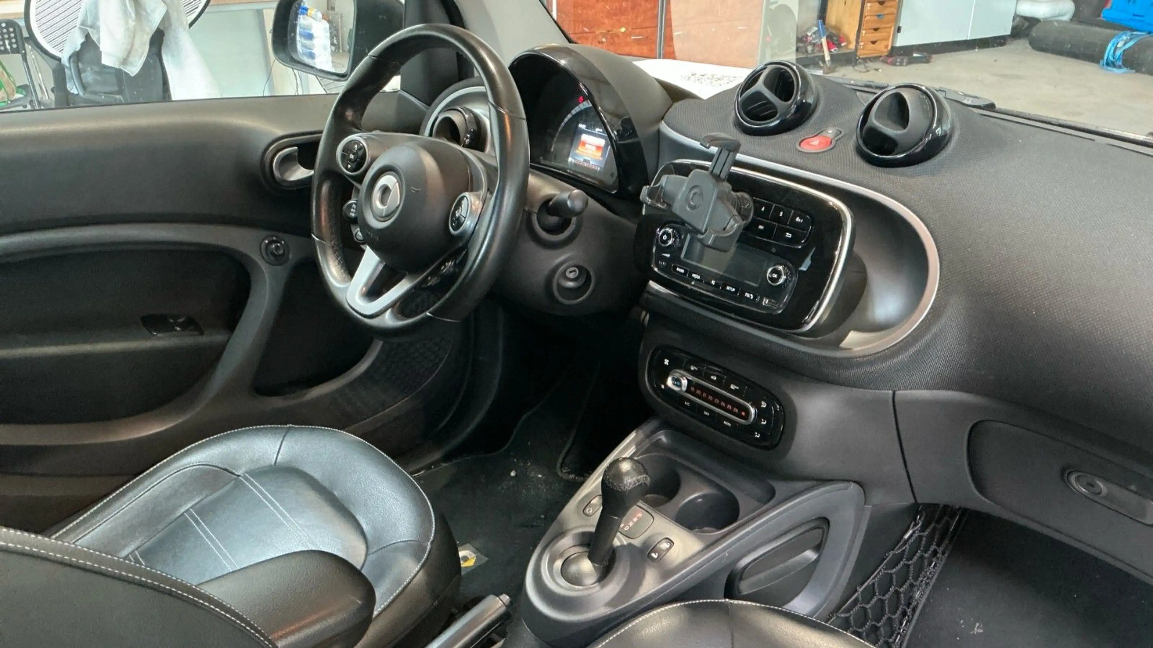 smart forTwo Cabrio *COOL&AUDIO-PAKET|LED|PARKTRONIC* — photo 7
