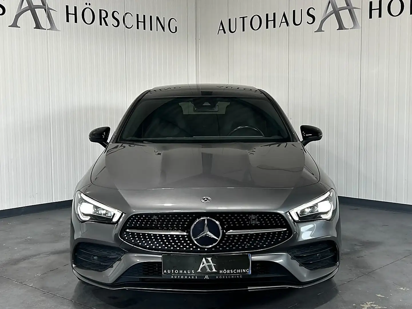 Mercedes-Benz CLA 180 d //AMG-PAKET//PANO//MEMORY//AMBIENTE//MATRIX-L... Grau - 2