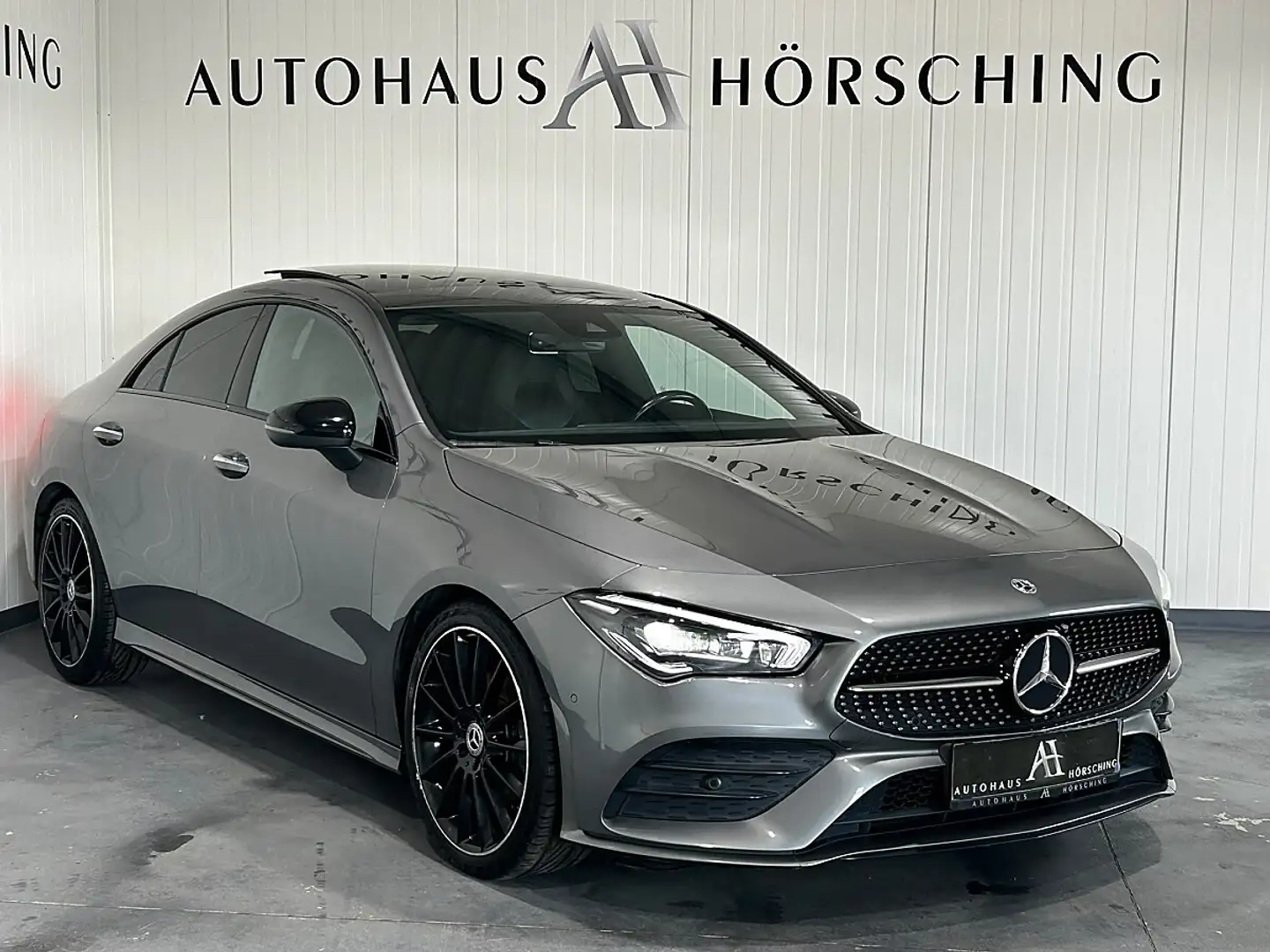 Mercedes-Benz CLA 180 d //AMG-PAKET//PANO//MEMORY//AMBIENTE//MATRIX-L... Grau - 1