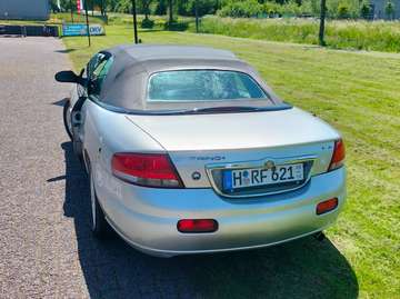 Sebring Cabrio 2.0 LX