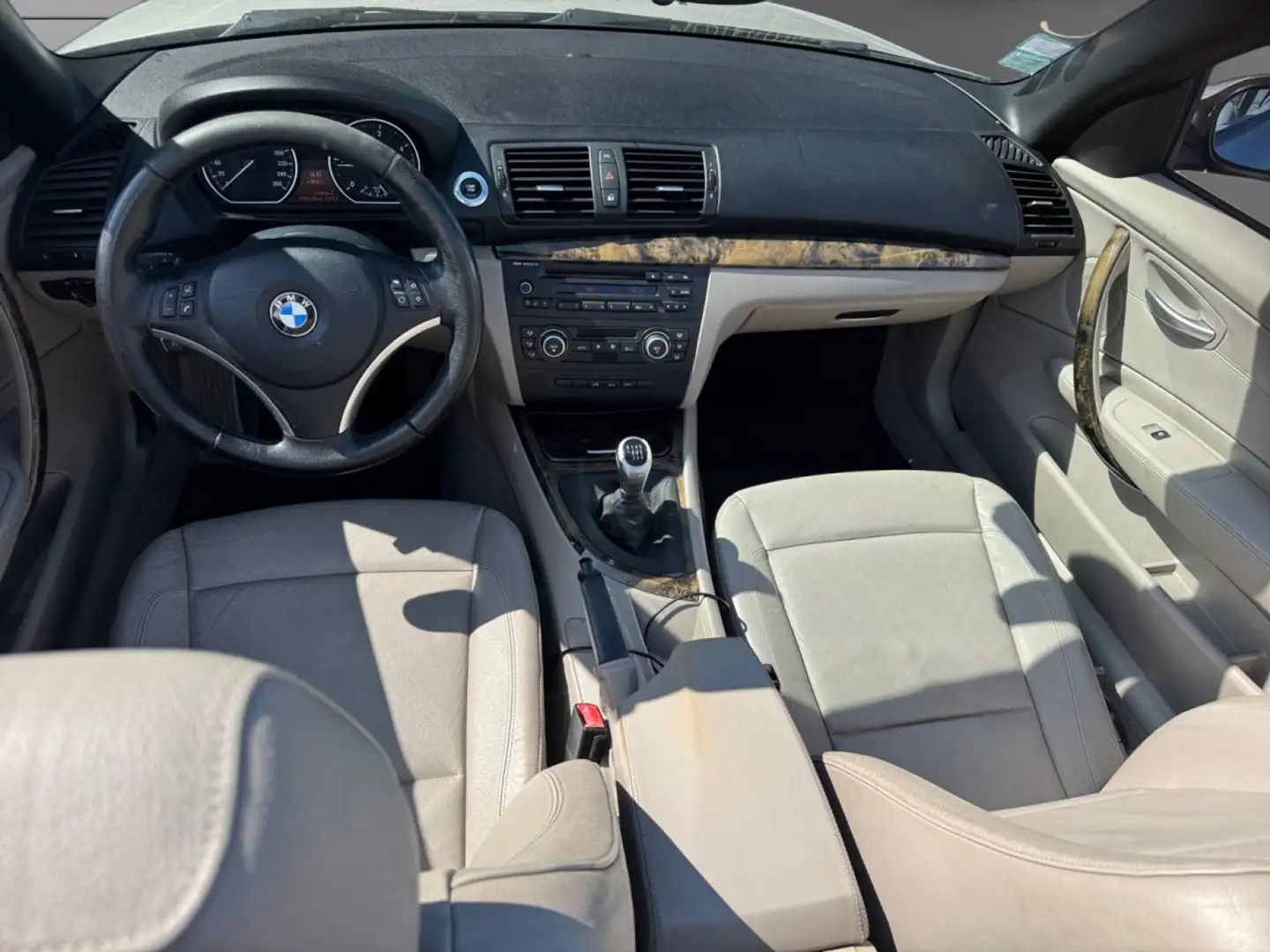 BMW 120 SERIE COUPE E82 120d 177 ch Luxe Grau - 2