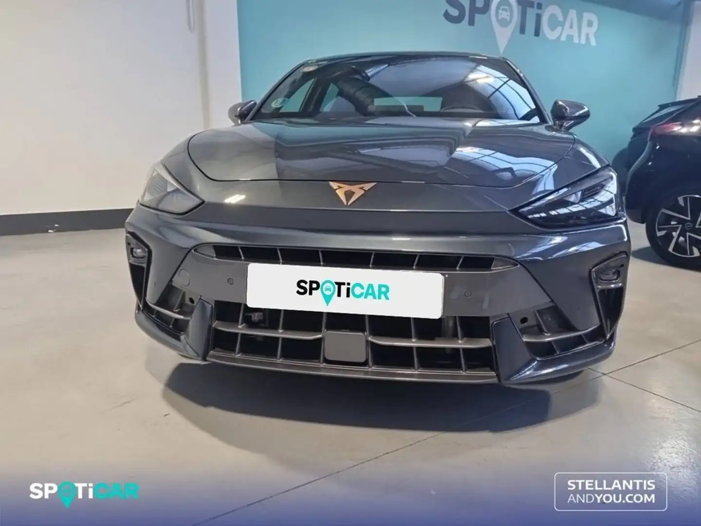 CUPRA Sonstige 1.5 eTSI 110kW (150CV) DSG - Grau - 2