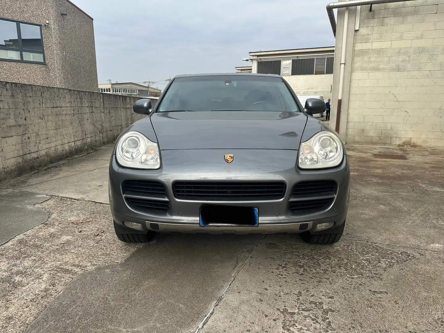 Porsche Cayenne 3.2 V6.  ASI.  BENZINA GPL Сірий - 2