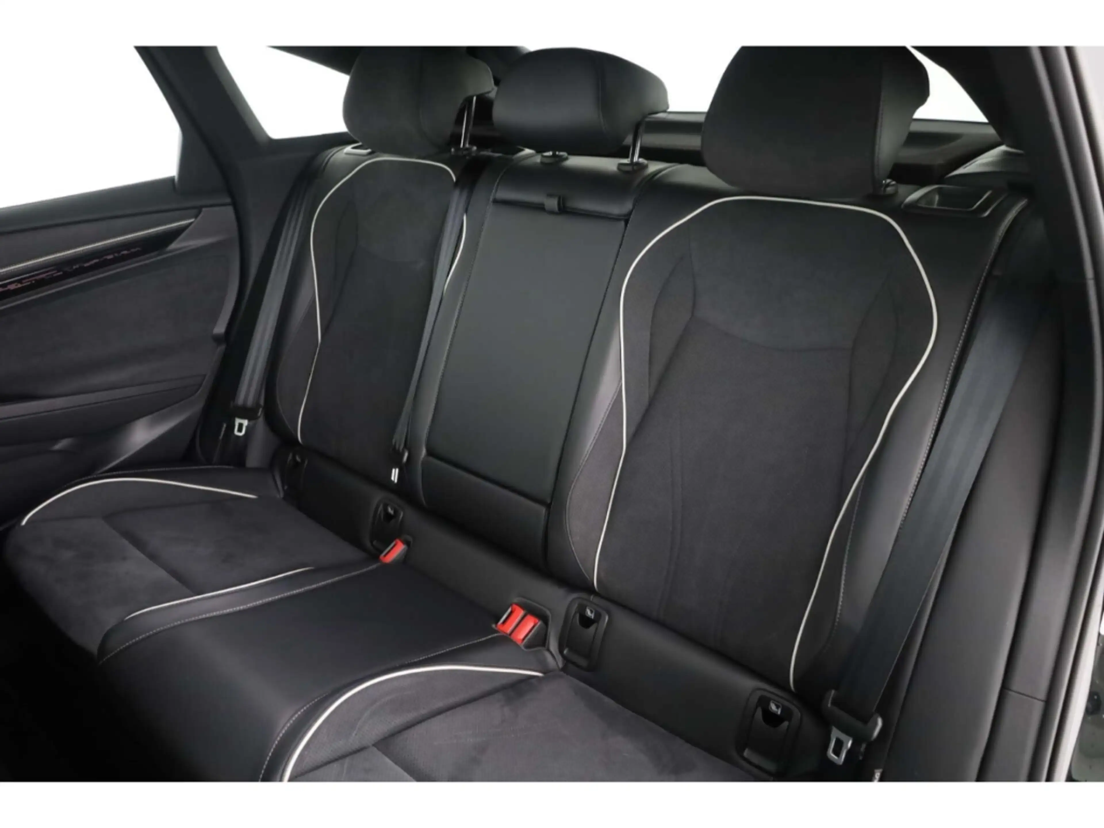 Volkswagen ID.7 Pro S Black Style 86 kWh W-Pumpe/AHK/Matrix — photo 12