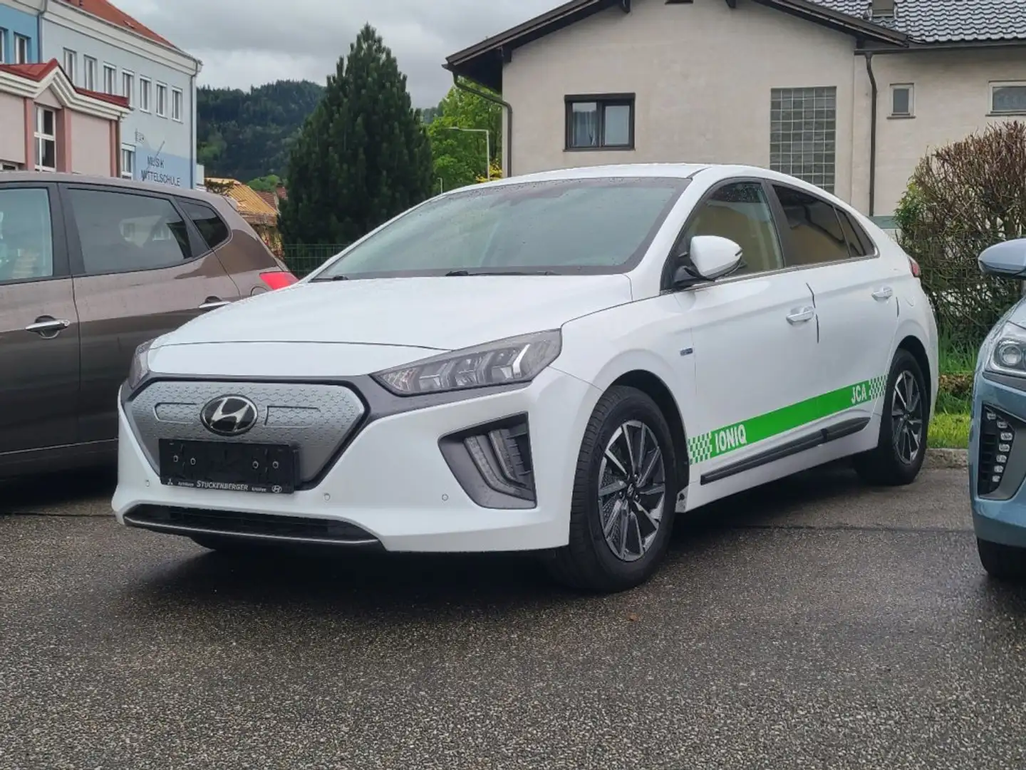 Hyundai IONIQ Elektro Level 5 i0e50-O7 Weiß - 1
