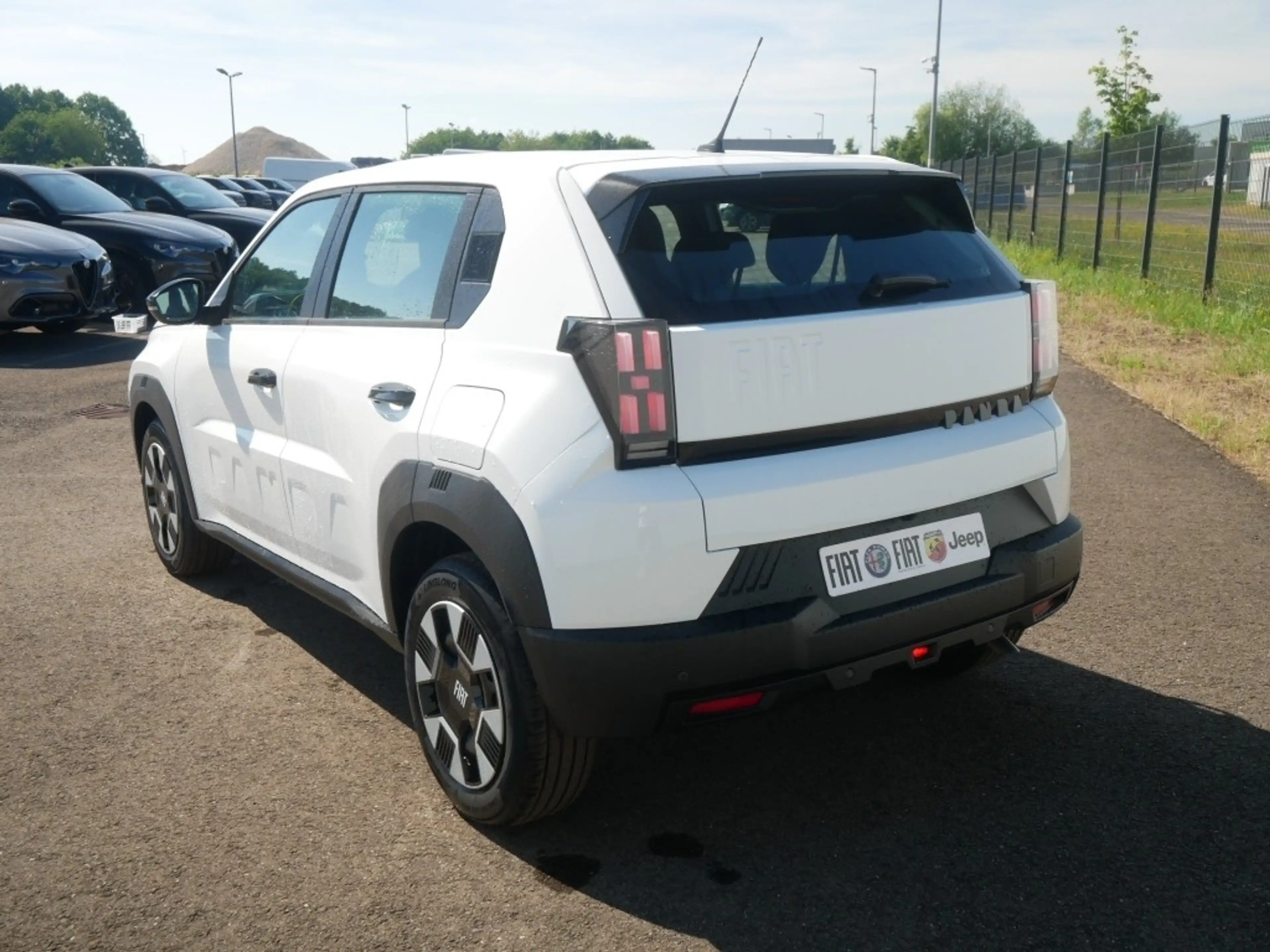 Fiat Grande Panda ICON BENZINER 1.2 TURBO MT6 100 PS TECH — photo 5