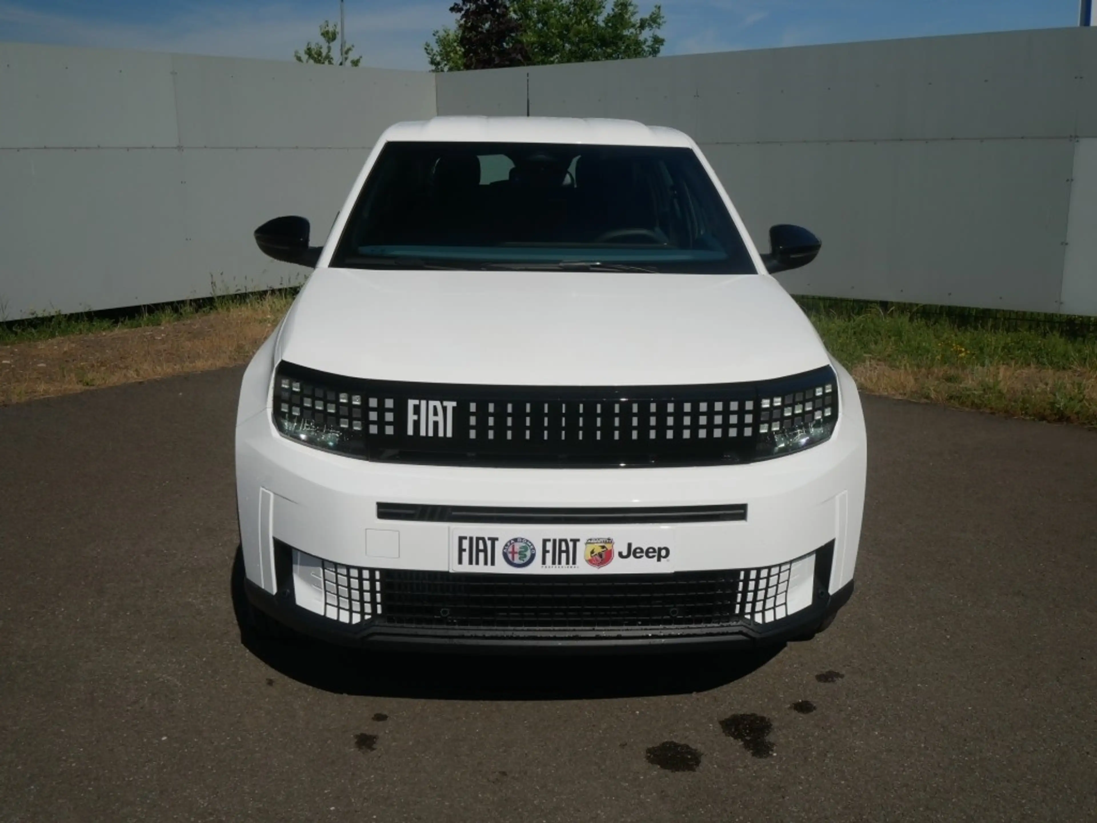 Fiat Grande Panda ICON BENZINER 1.2 TURBO MT6 100 PS TECH — photo 8