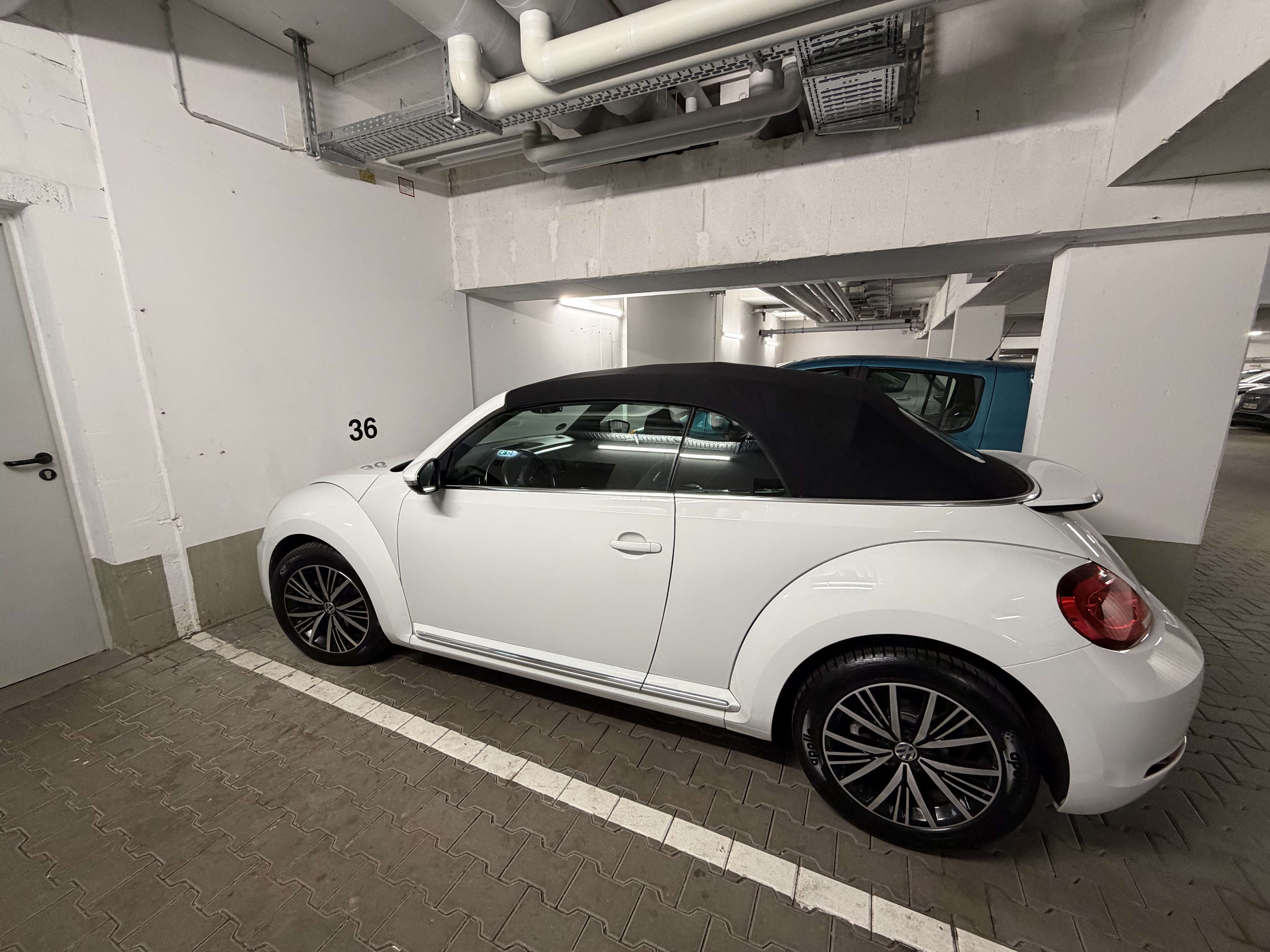 2017 Volkswagen BEETLE