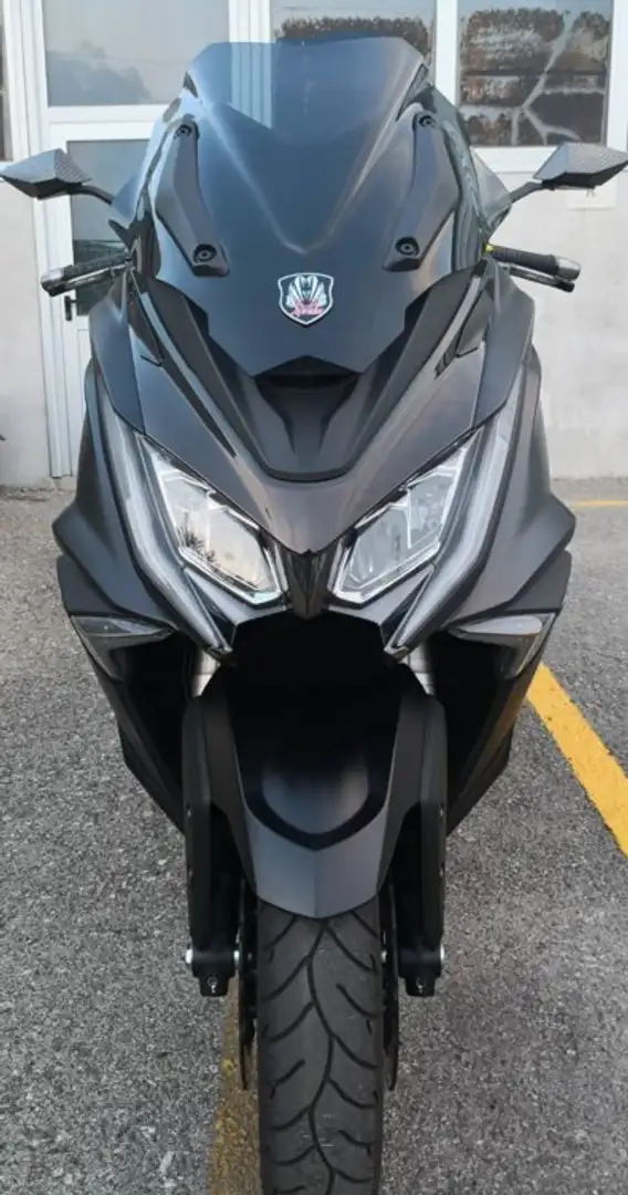 Kymco AK 550 Nero - 2