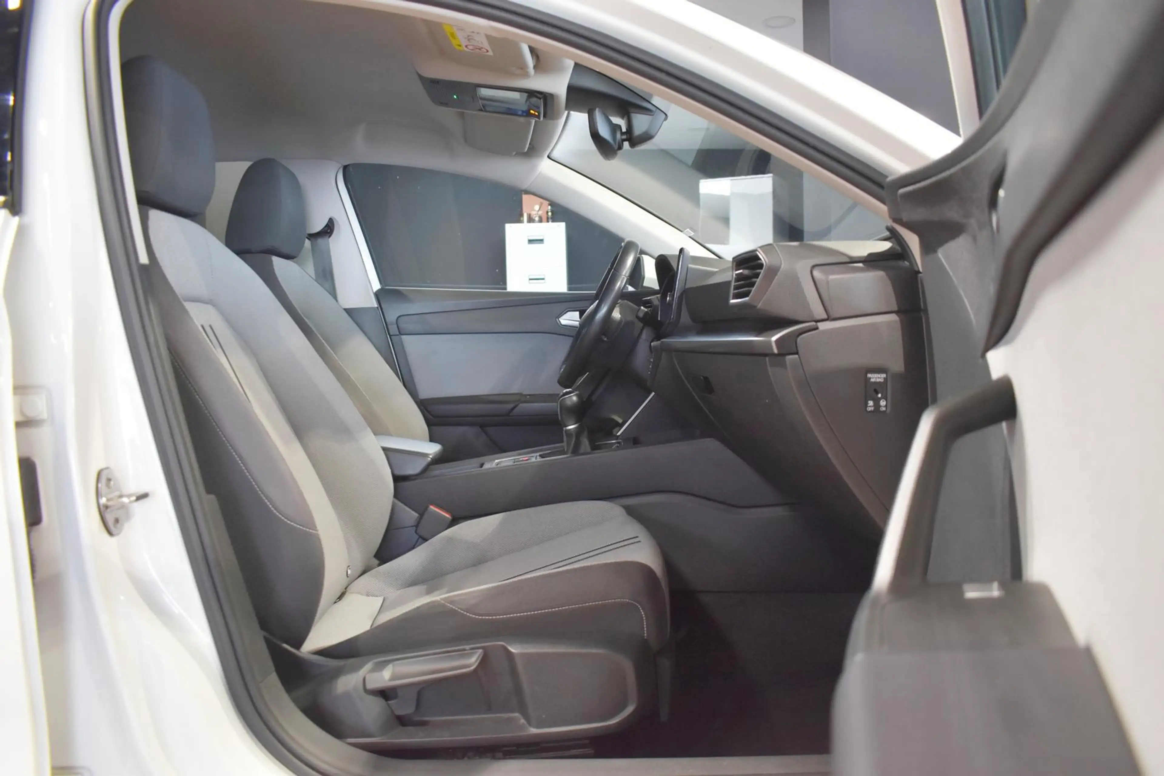 SEAT Leon STYLE VIRTUAL WINTERPAKET PDC 3-ZONEN-KLIMAAUTOMAT — photo 12