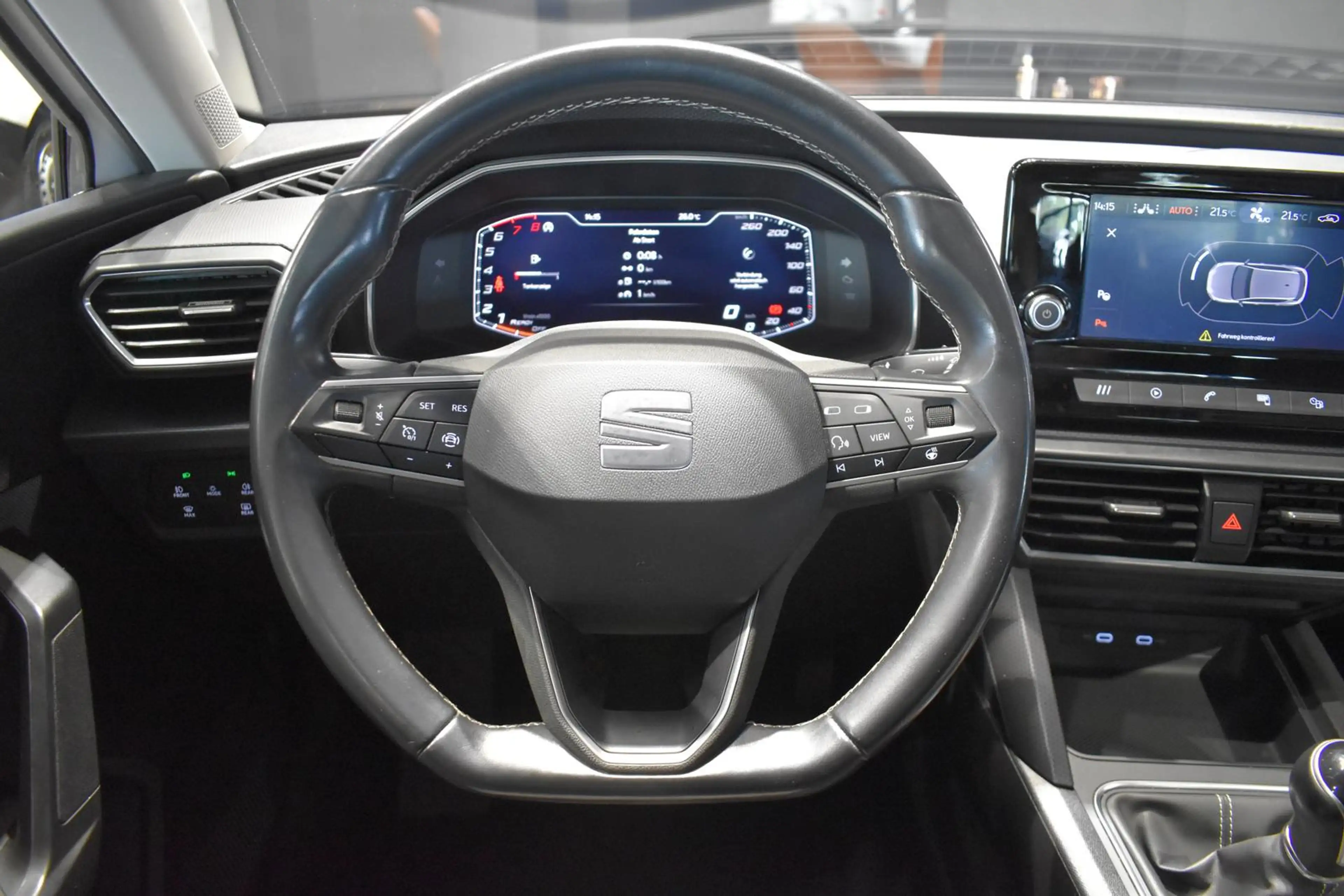 SEAT Leon STYLE VIRTUAL WINTERPAKET PDC 3-ZONEN-KLIMAAUTOMAT — photo 11