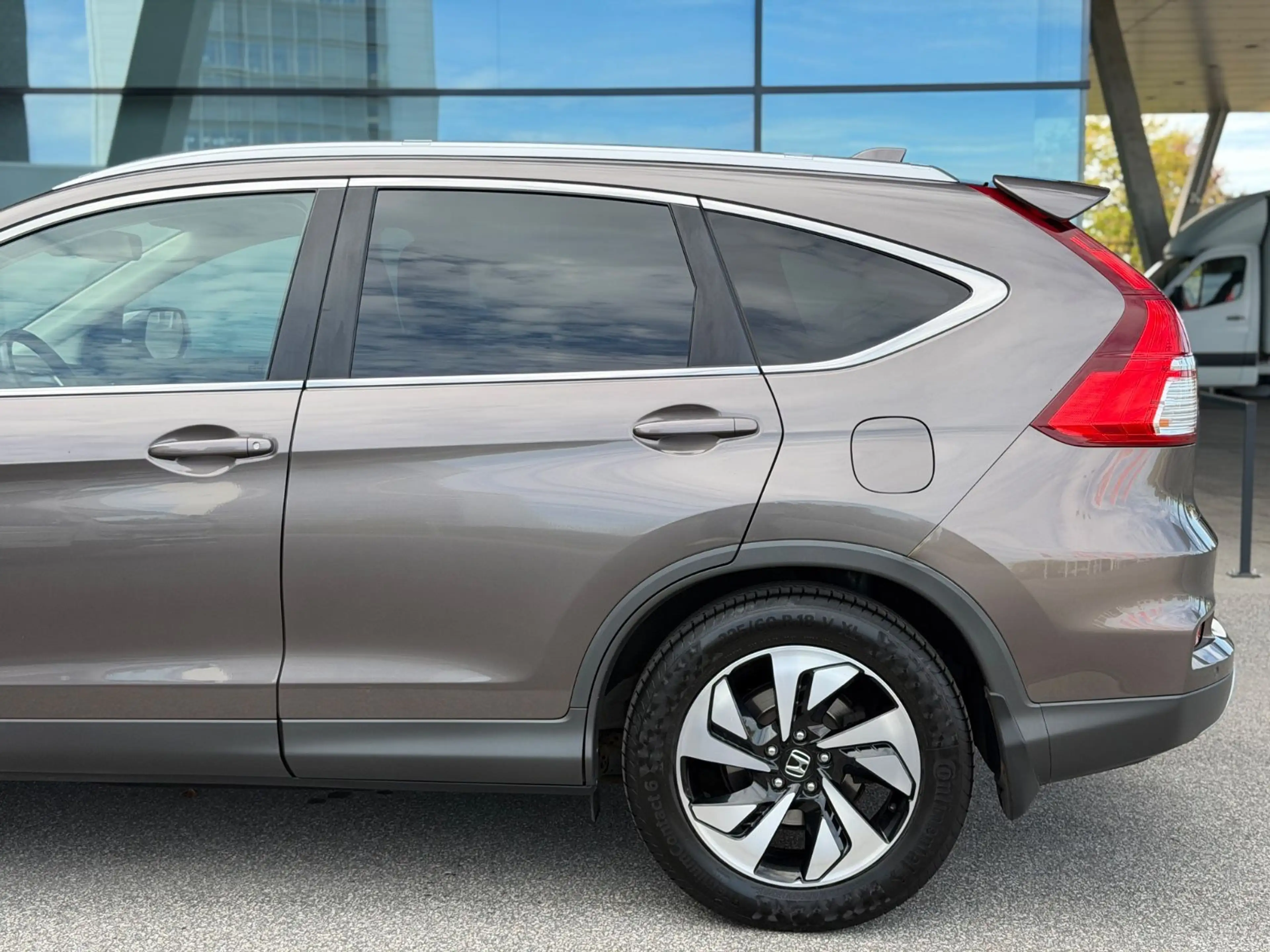 Honda CR-V Lifestyle 4WD | Led | Navi | Scheckheftgepf — photo 9