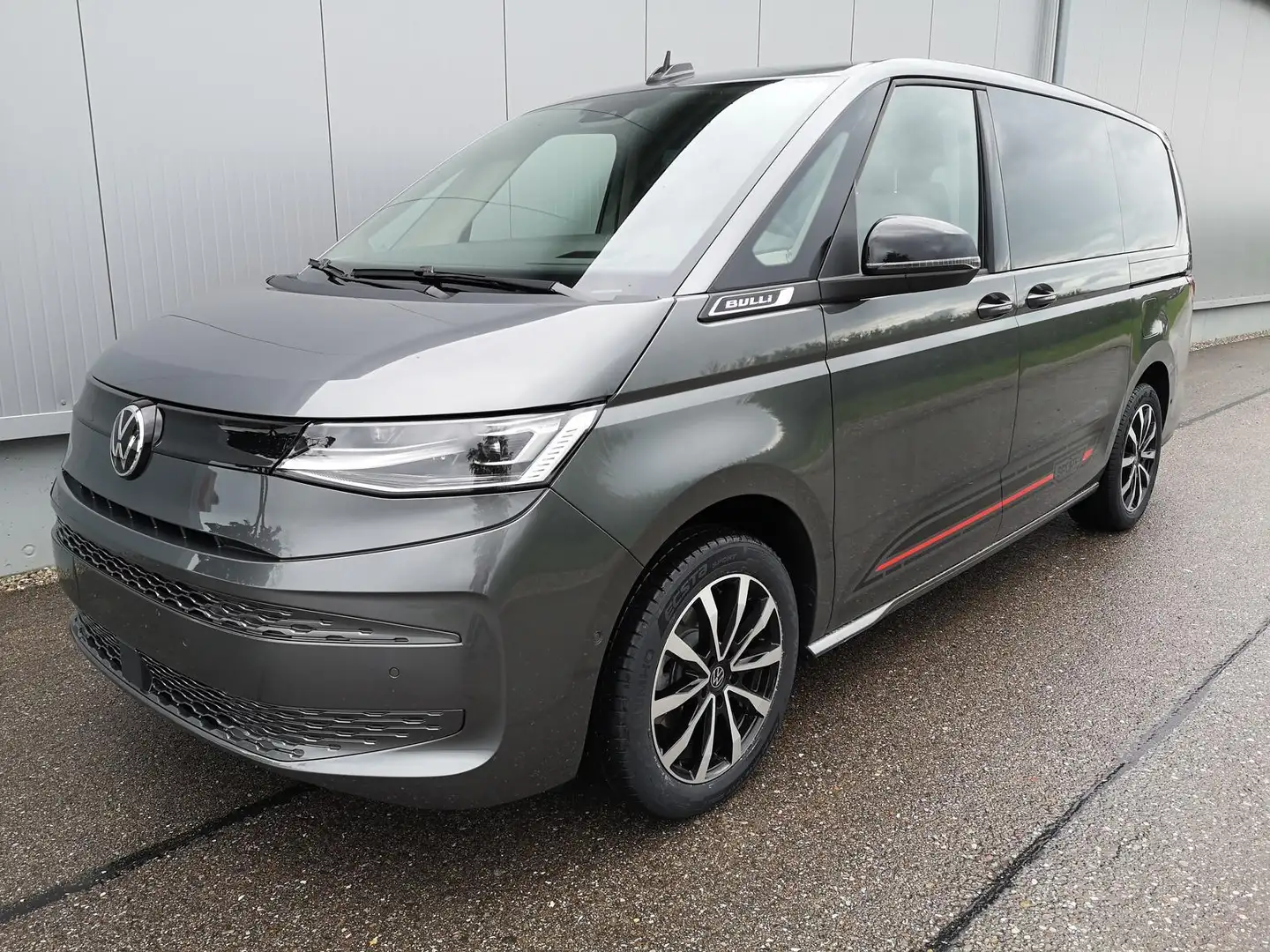 Volkswagen T7 Multivan 2.0 TDI LÜ Sport Edition Head Up Pano Standh. 1... Grau - 1
