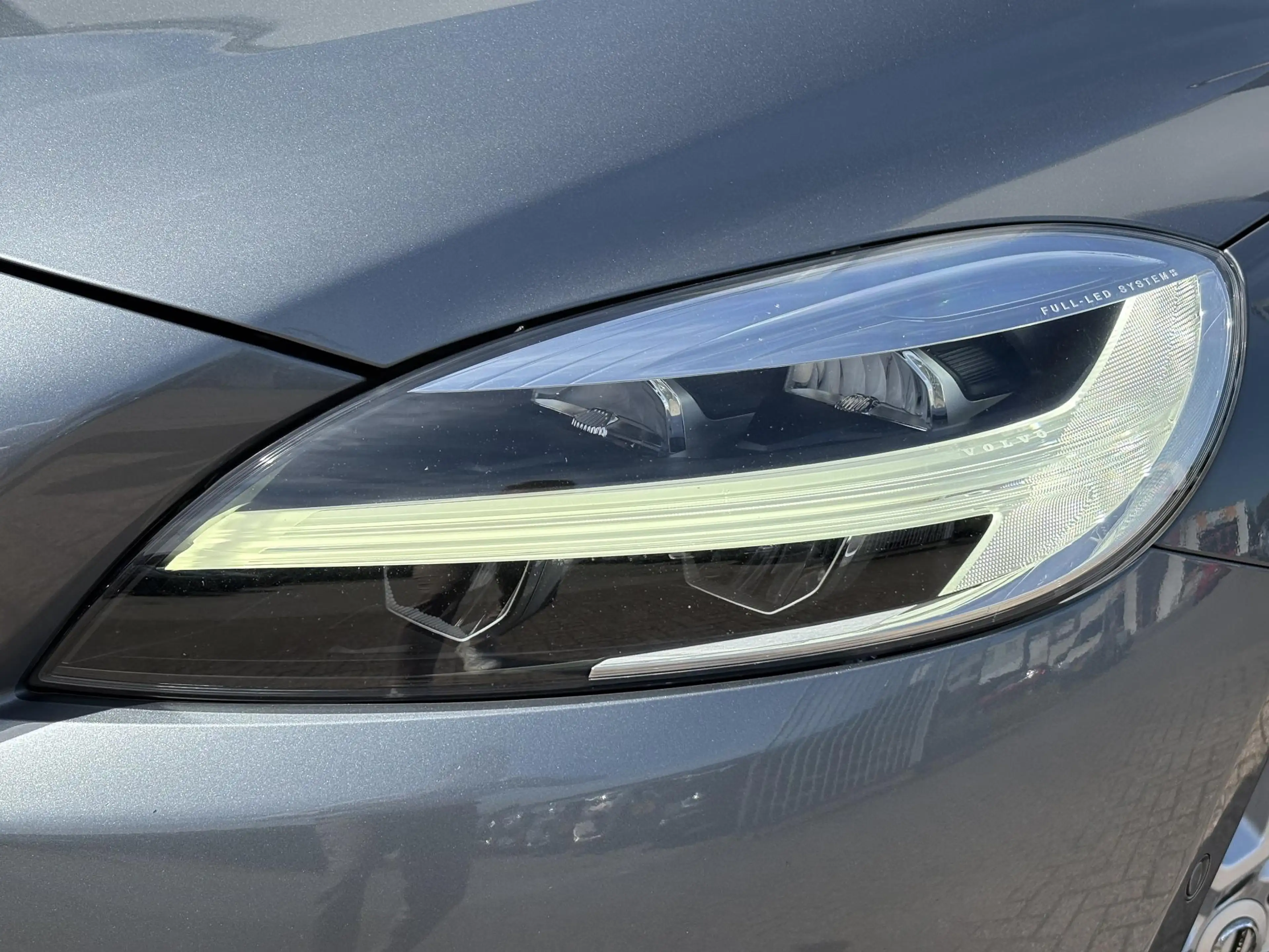 Volvo V40 Cross Country 1.5 T3 Polar+ Luxury | Harman/Kardon | DAB | Keyle — photo 8