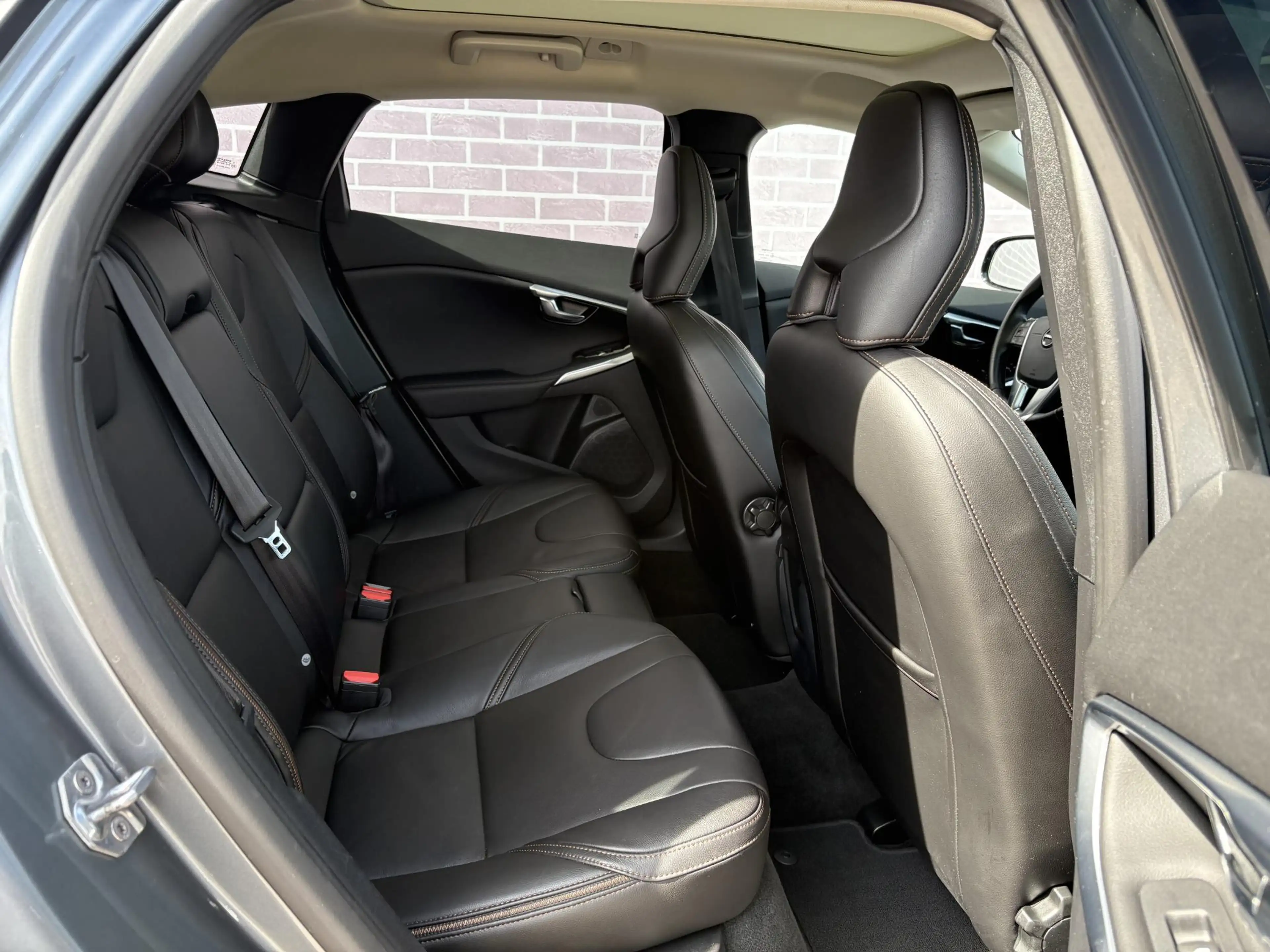 Volvo V40 Cross Country 1.5 T3 Polar+ Luxury | Harman/Kardon | DAB | Keyle — photo 7
