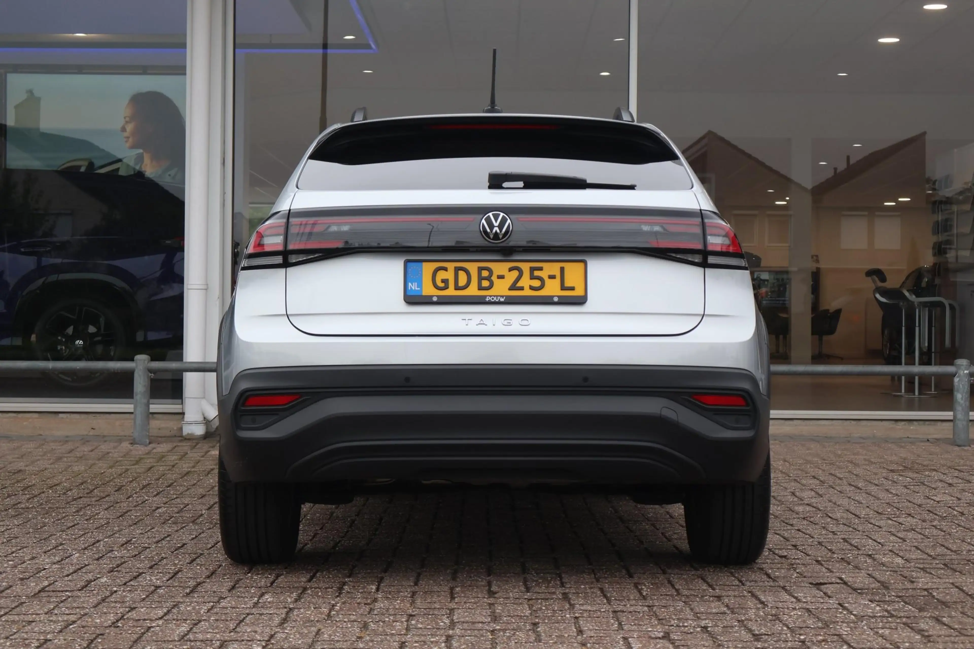 Volkswagen Taigo 1.0 TSI 95pk Life Edition | Camera | PDC | Adaptiv — photo 11