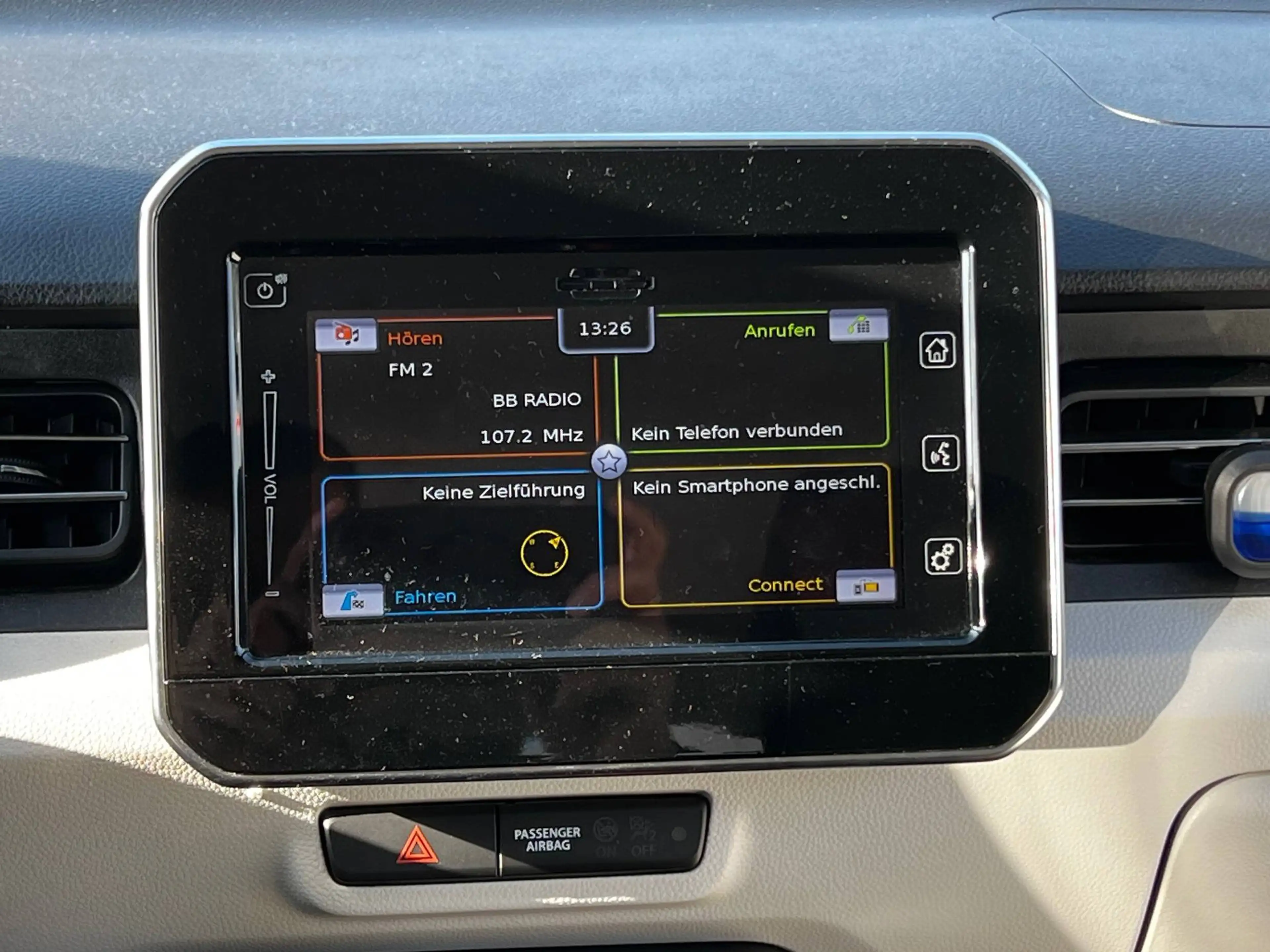 Suzuki Ignis Ignis Dualjet Comfort aus 1. Hand — photo 11