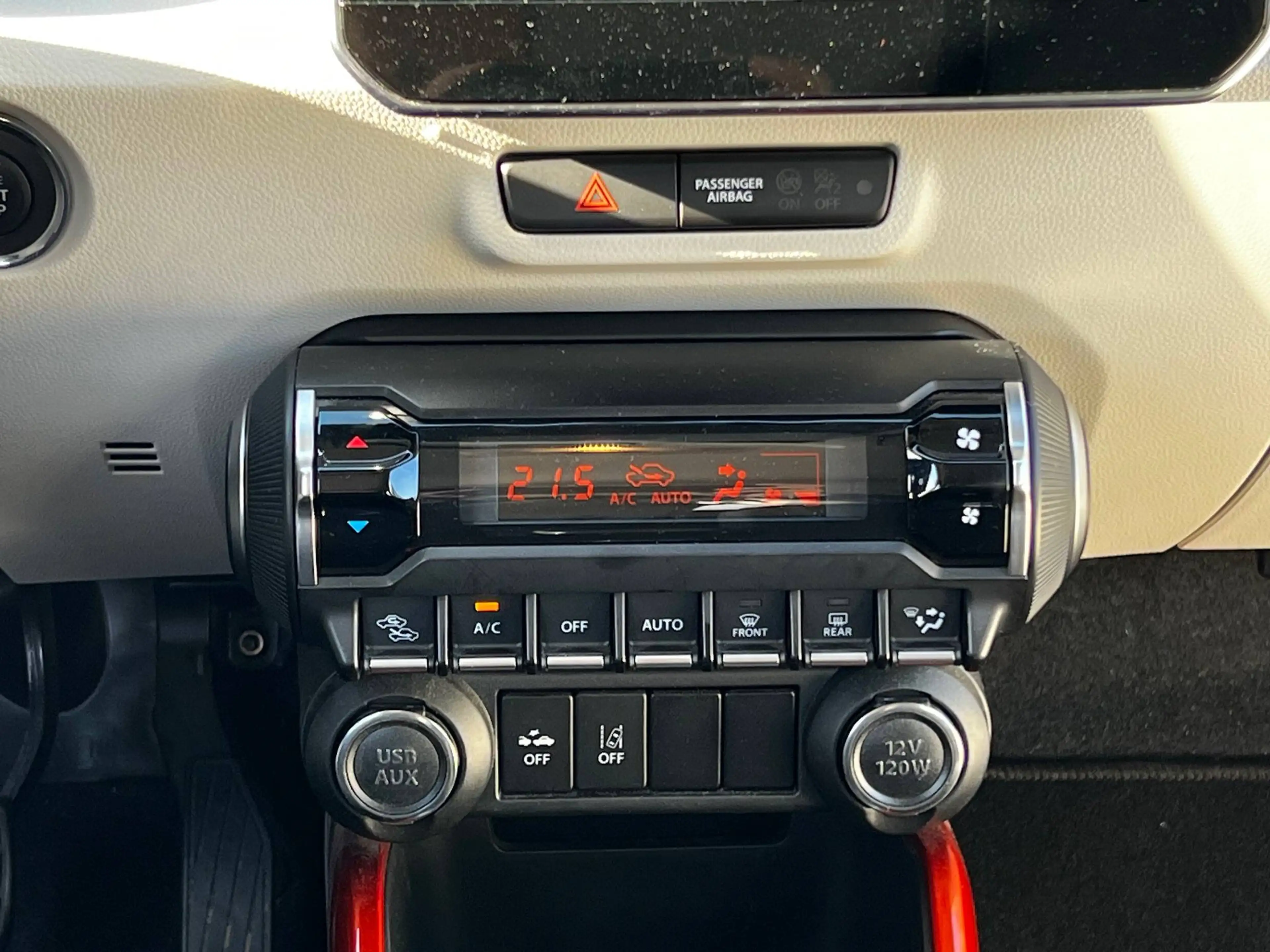 Suzuki Ignis Ignis Dualjet Comfort aus 1. Hand — photo 12