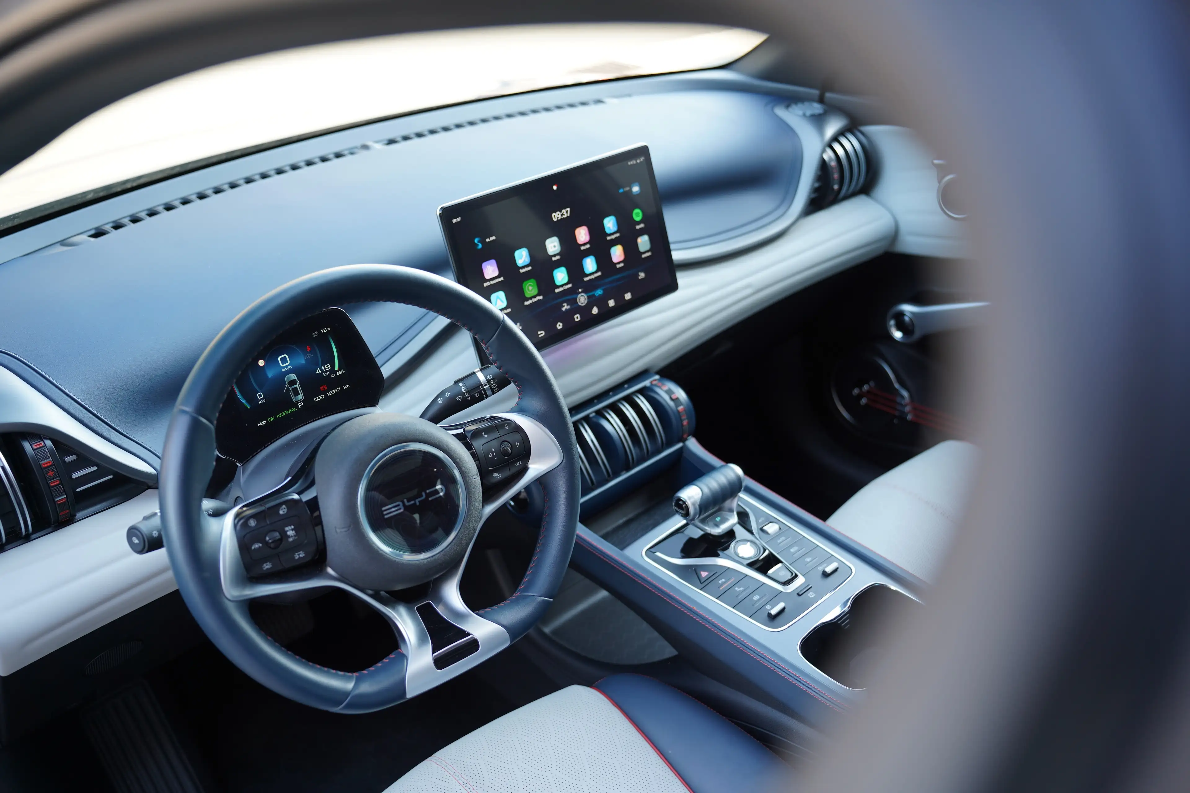 BYD Atto 3 Comfort *420KM / PANO / 360 / CARPLAY / HEATED* — photo 5