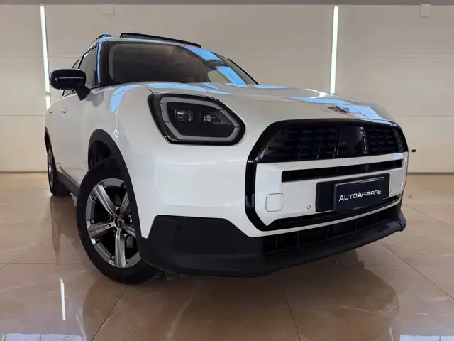 MINI Cooper D Countryman Mini Countryman U25 2.0 48V Classic auto