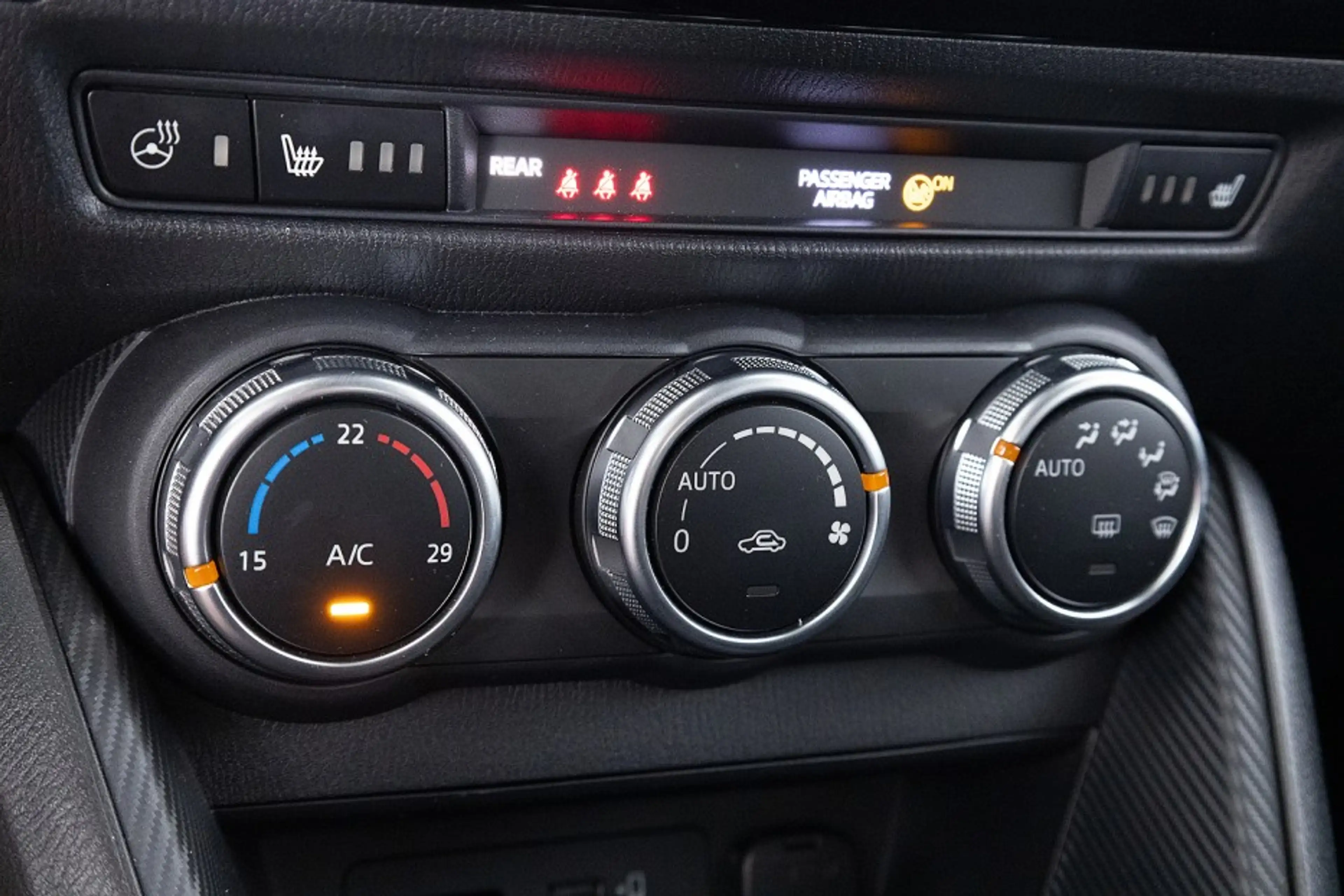 Mazda 2 1.5 e-SkyActiv-G 90 Homura 90PK | Carplay | Camera — photo 10