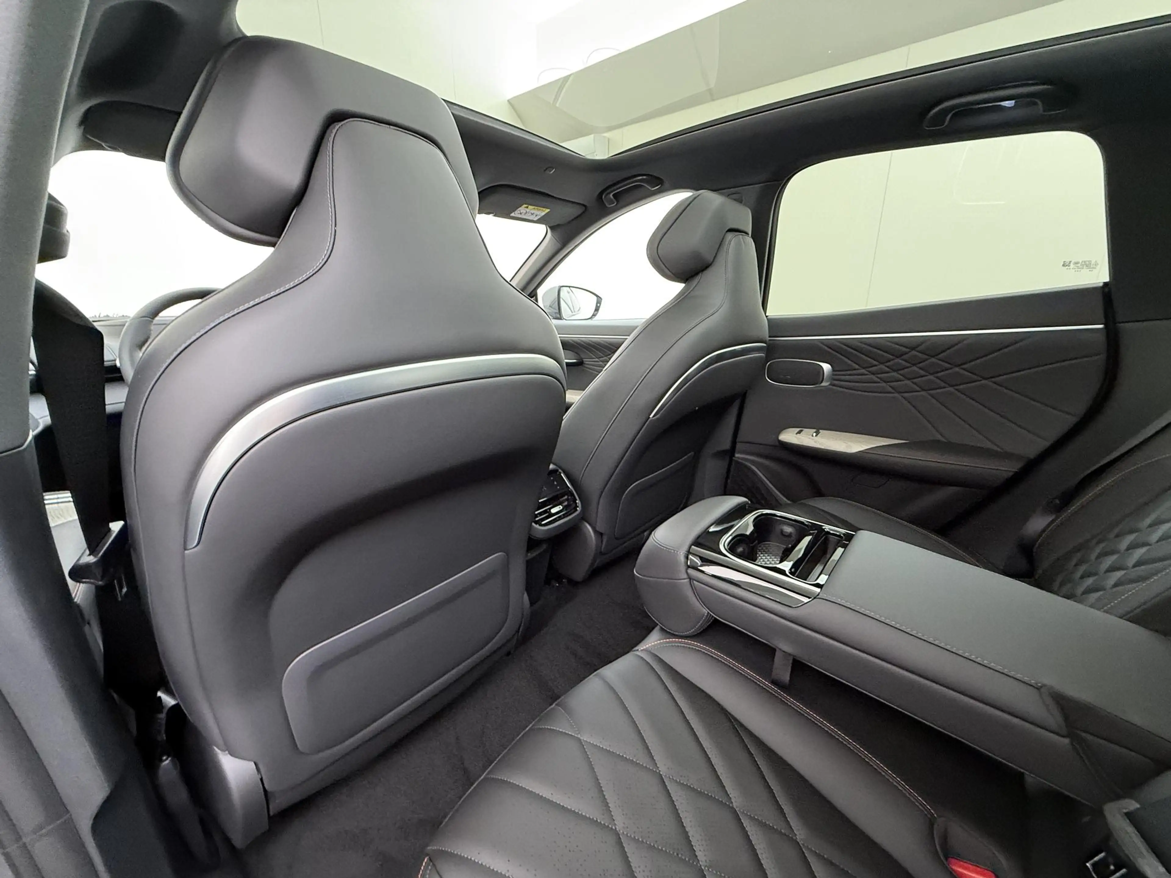 Changan Deepal S07 EV LHD NIEUWE AUTO | ELEK. ACHTERKLEP | PANORAMADA — photo 23