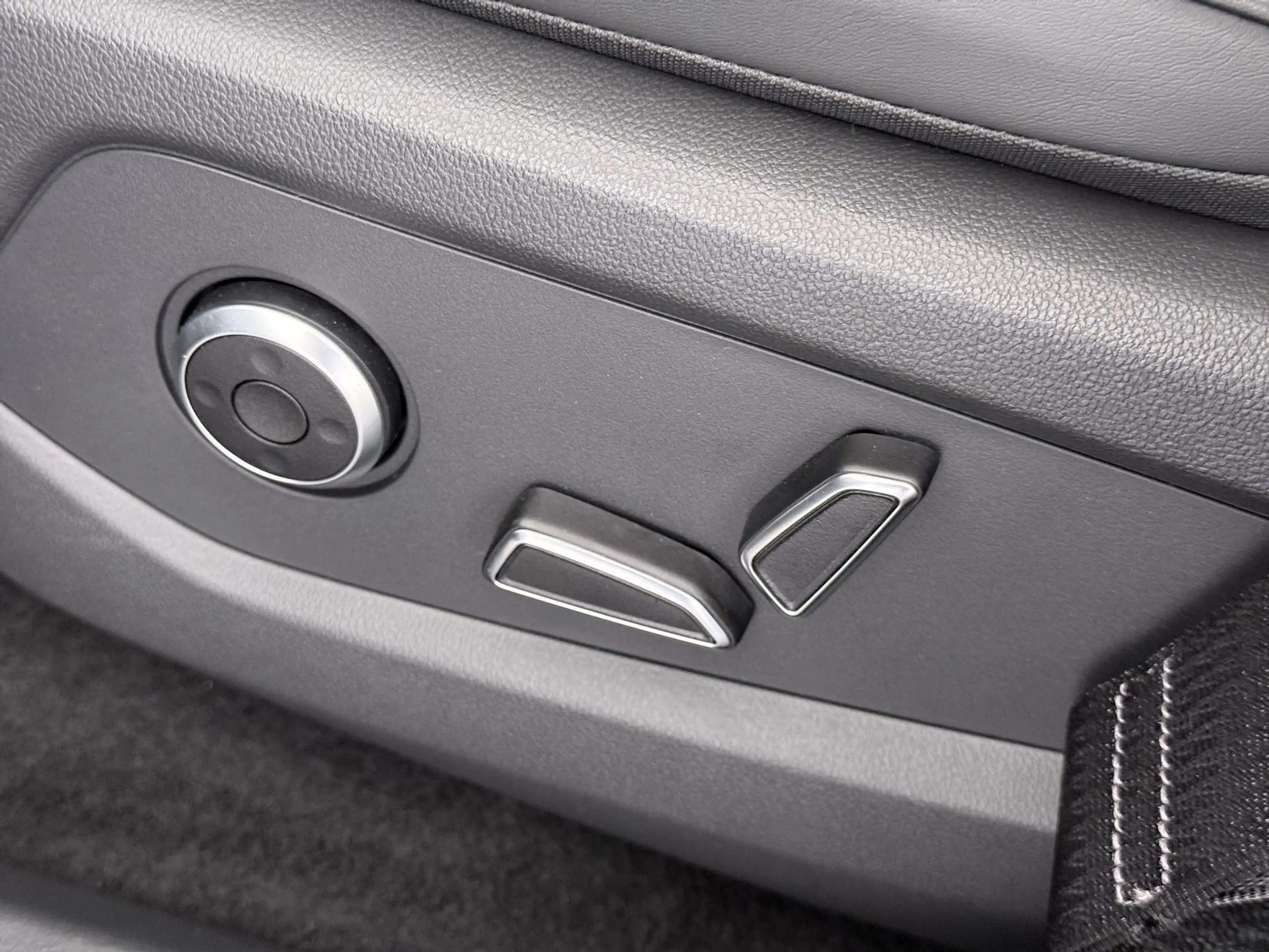 Changan Deepal S07 EV LHD NIEUWE AUTO | ELEK. ACHTERKLEP | PANORAMADA — photo 21