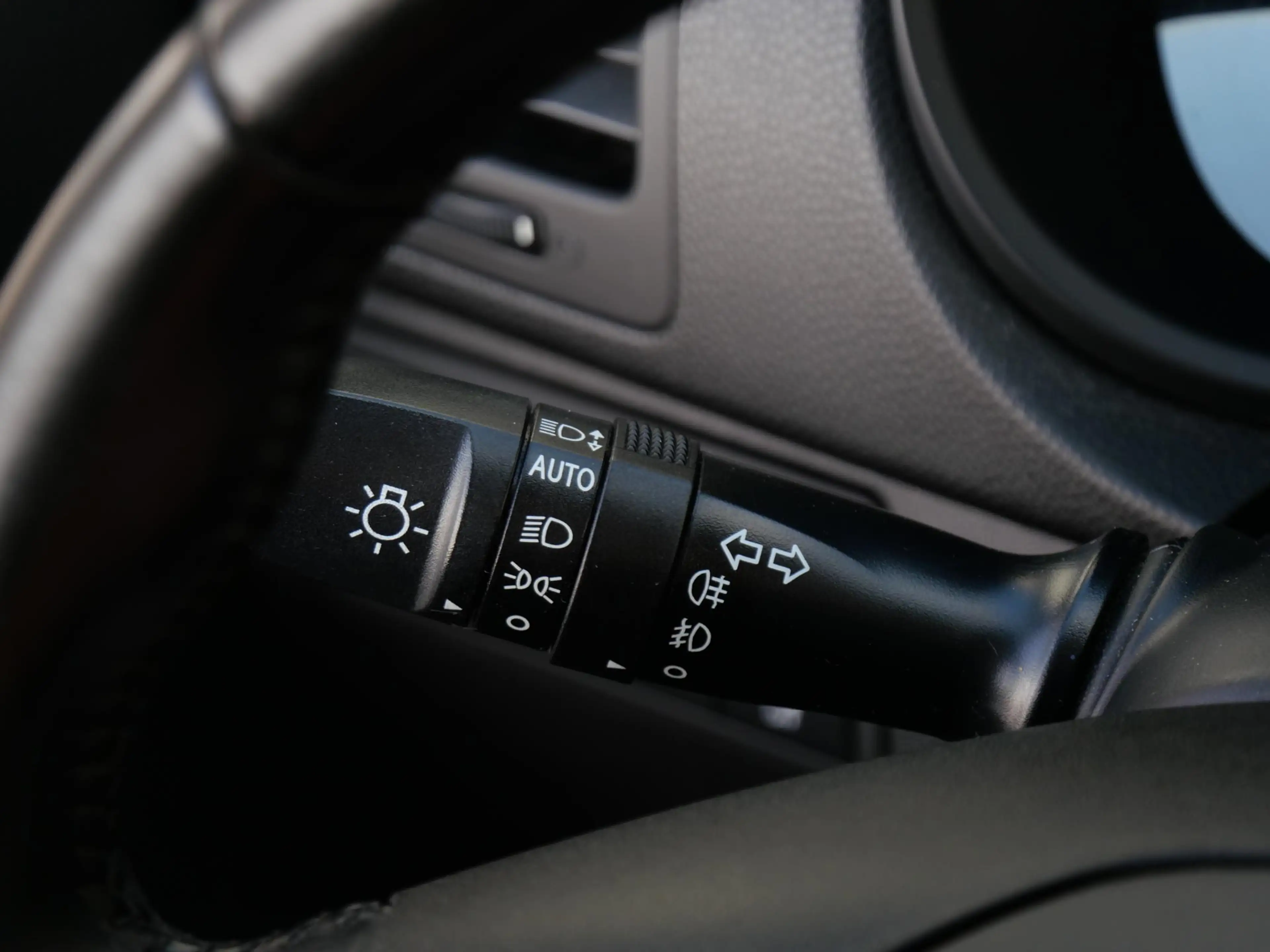 Hyundai iX20 1.4 I-MOTION/ CRUISE CONTROL/ PDC ACHTER/ ALL-SEAS — photo 12