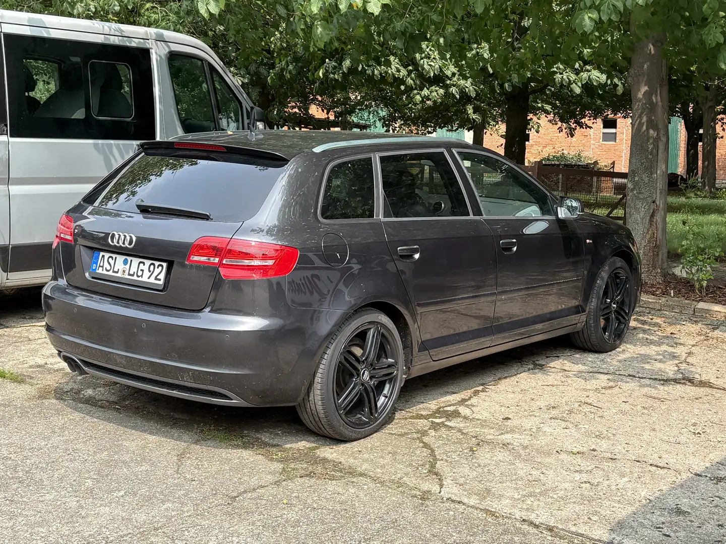 Audi A3 2.0 TDI Sportback DPF Ambition - 2