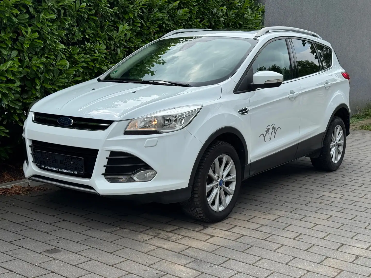 Ford Kuga Titanium *Navi*el. Heckklappe*PLANO*AHK* Weiß - 1