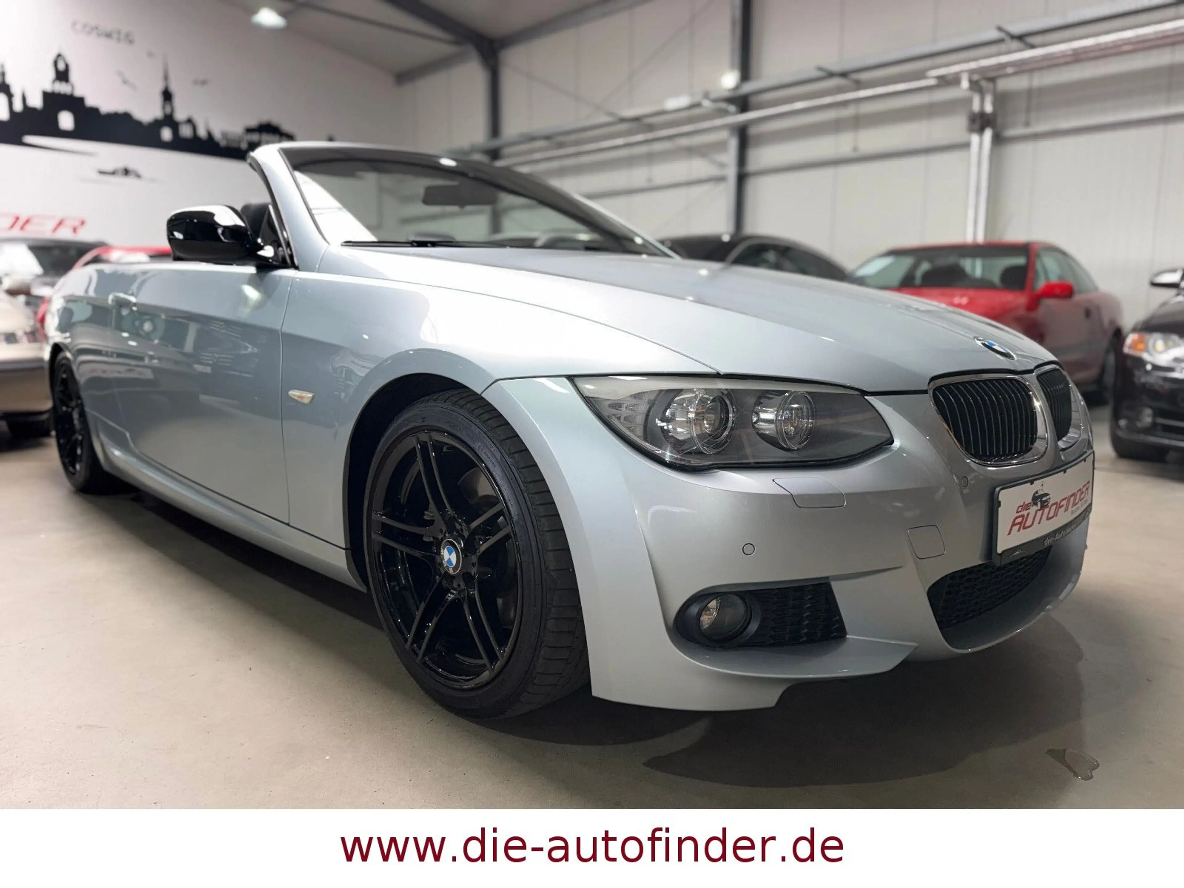 BMW 325 i Cabrio M-Paket Xenon,Navi,Leder,AHK,18"Alu — photo 9