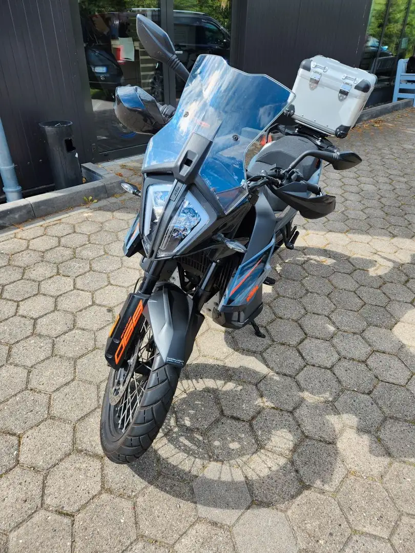 KTM 890 Adventure - 2