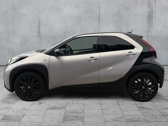 Toyota Aygo X view 4