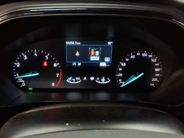 Ford Focus view 11