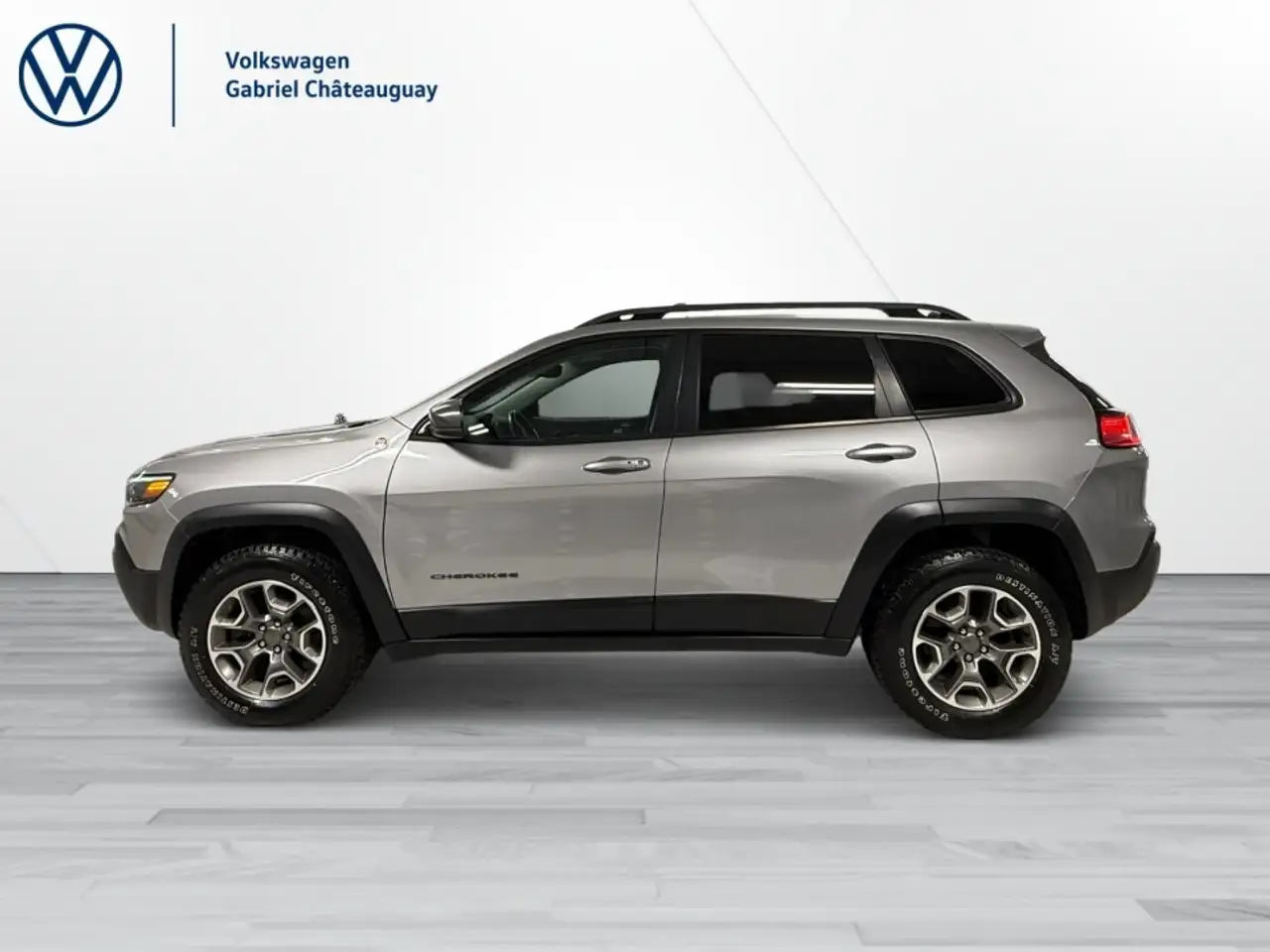 Jeep Cherokee снимка Jeep Cherokee