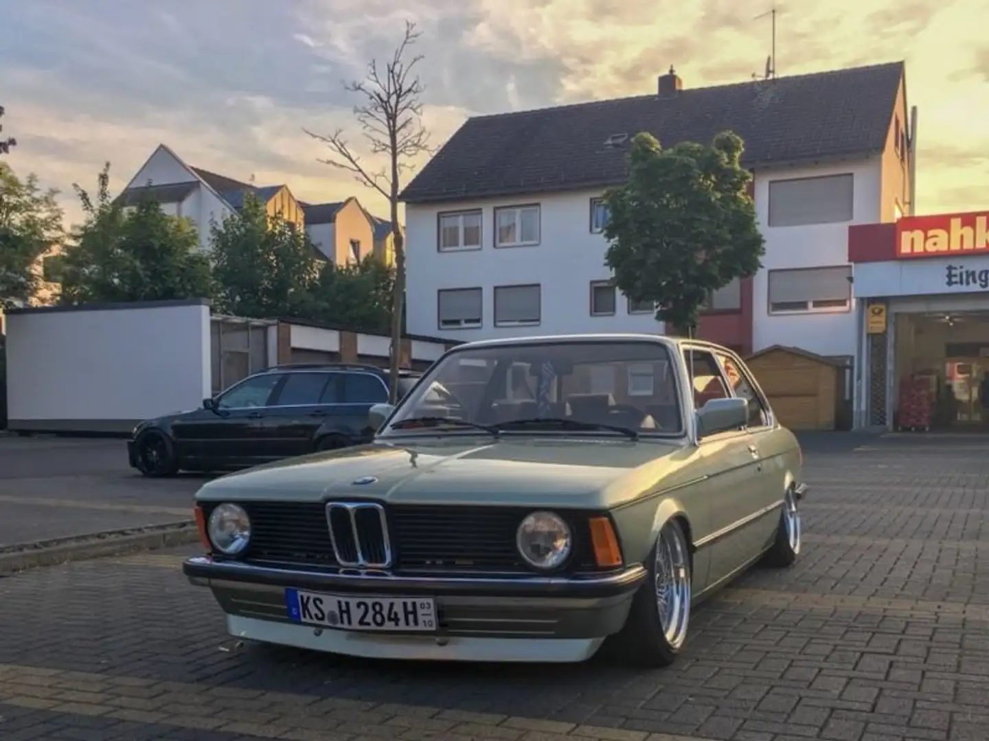 BMW 318 318i - 1